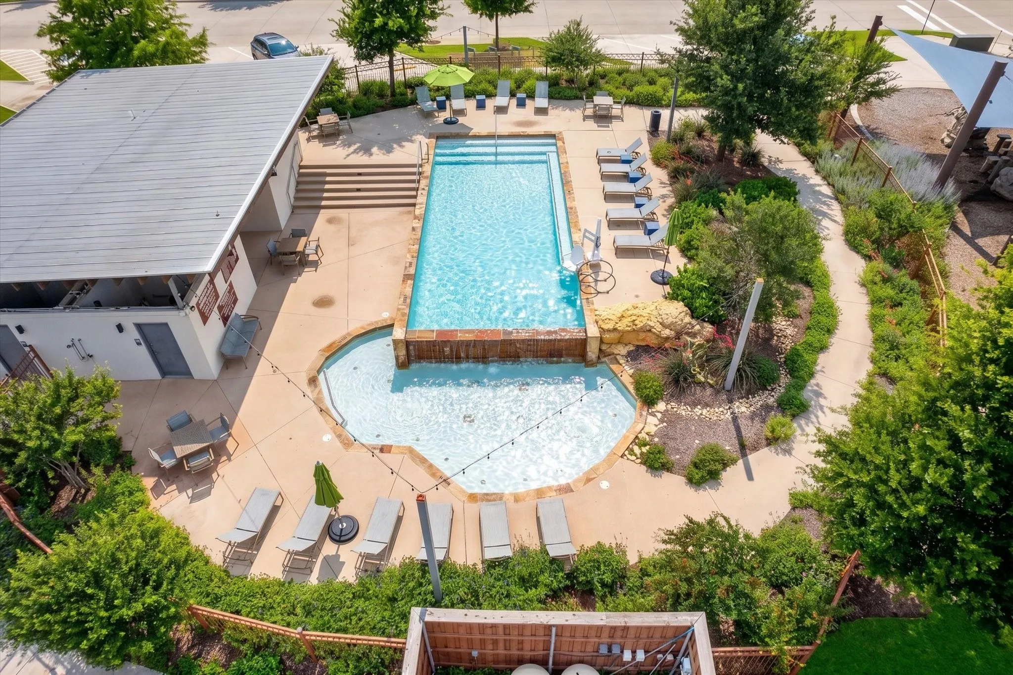 Single Family Residence For Sale in Denton County , 1017 Wimberly Lane, Northlake, Texas 76226, 4 Bedroom, 5 Bathroom, 3 Garage spaces, 4,124 Sqft, built in 2017, mls#21393189, Real Estate Agent in Northlake, Homes For Sale in Denton county, Homes For Sale in Northlake, Realtor in Northlake Texas, Real Estate Brokerage Independent Realty Texas, Luminita Cordes Realtor