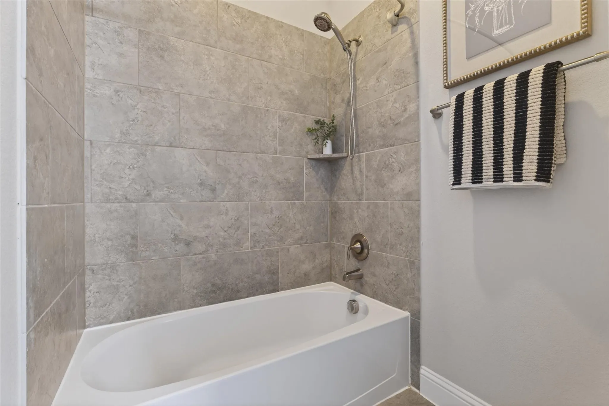Single Family Residence For Sale in Denton County , 1017 Wimberly Lane, Northlake, Texas 76226, 4 Bedroom, 5 Bathroom, 3 Garage spaces, 4,124 Sqft, built in 2017, mls#21393189, Real Estate Agent in Northlake, Homes For Sale in Denton county, Homes For Sale in Northlake, Realtor in Northlake Texas, Real Estate Brokerage Independent Realty Texas, Luminita Cordes Realtor