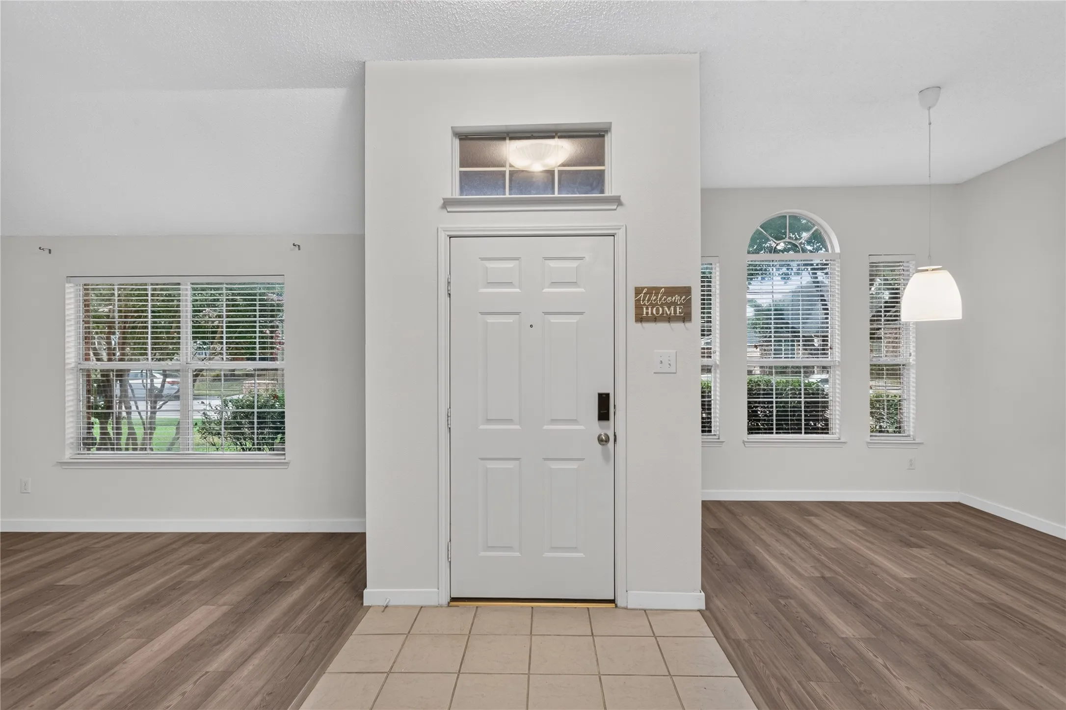 Single Family Residence For Sale in Collin County , 1409 Autumnmist Drive, Allen, Texas 75002, 4 Bedroom, 2 Bathroom, 2 Garage spaces, 2,221 Sqft, built in 1999, mls#21377376, Real Estate Agent in Allen, Homes For Sale in Collin county, Homes For Sale in Allen, Realtor in Allen Texas, Real Estate Brokerage Independent Realty Texas, Luminita Cordes Realtor