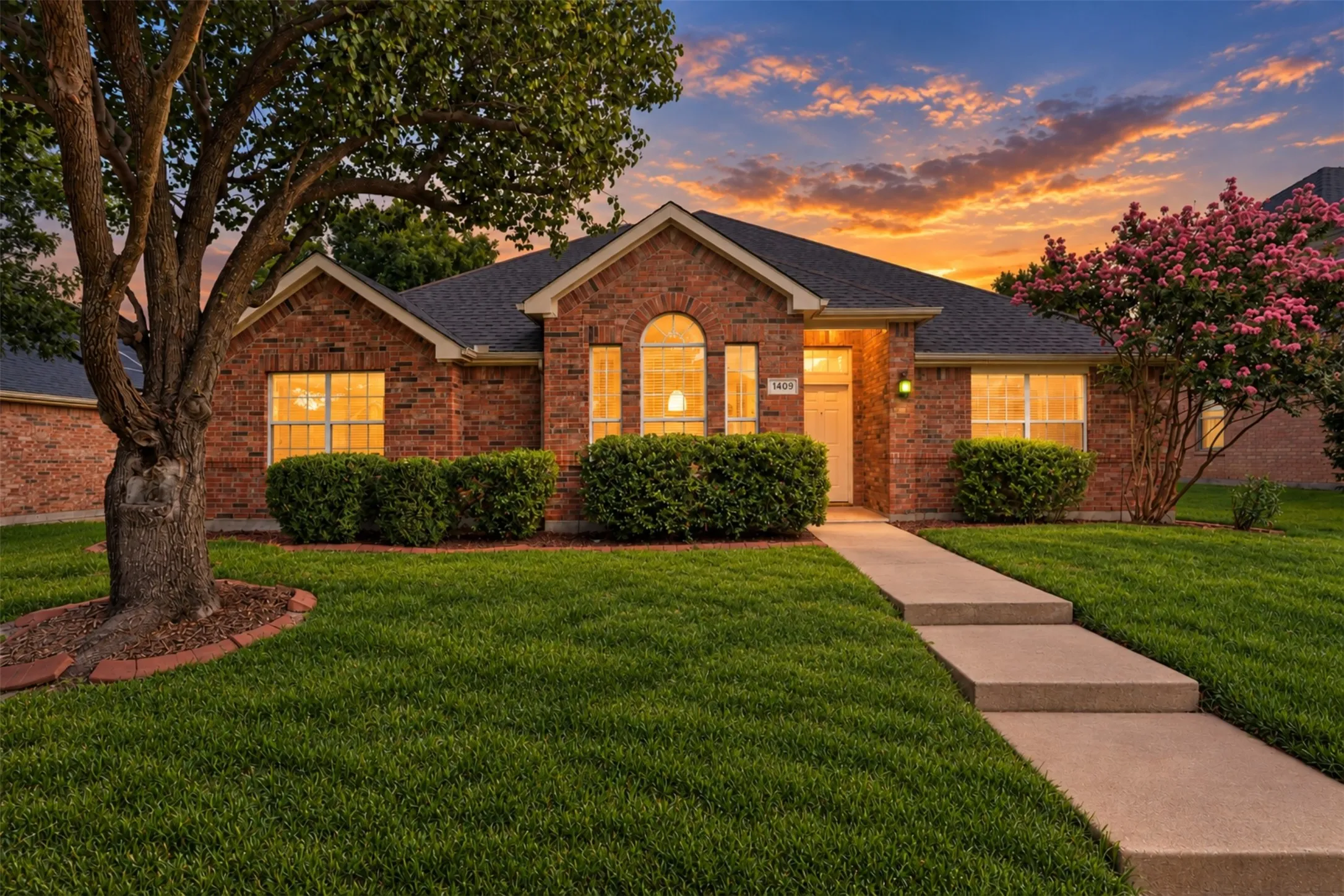 Welcome to this beautiful home in Allen!