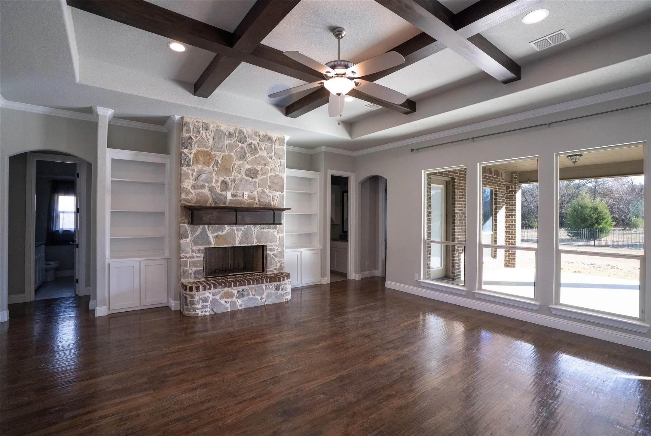 Single Family Residence For Rent in Wise County , 181 Fairview Court, Decatur, Texas 76234, 4 Bedroom, 3 Bathroom, 3 Garage spaces, 2,633 Sqft, built in 2017, mls#21393213, Real Estate Agent in Decatur, Homes For Rent in Wise county, Homes For Rent in Decatur, Realtor in Decatur Texas, Real Estate Brokerage Independent Realty Texas, Luminita Cordes Realtor