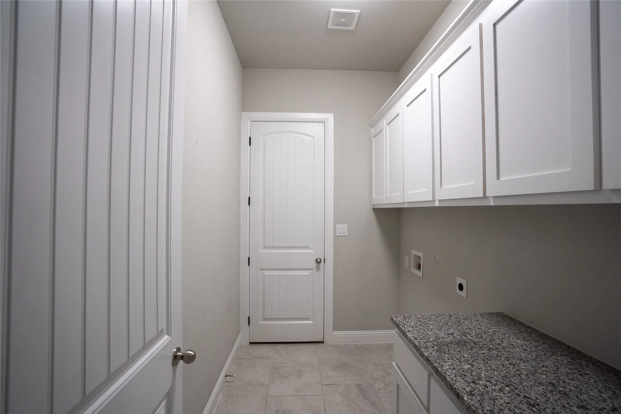 Single Family Residence For Rent in Wise County , 181 Fairview Court, Decatur, Texas 76234, 4 Bedroom, 3 Bathroom, 3 Garage spaces, 2,633 Sqft, built in 2017, mls#21393213, Real Estate Agent in Decatur, Homes For Rent in Wise county, Homes For Rent in Decatur, Realtor in Decatur Texas, Real Estate Brokerage Independent Realty Texas, Luminita Cordes Realtor