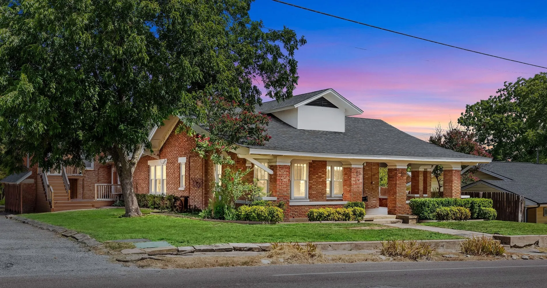 Single Family Residence For Rent