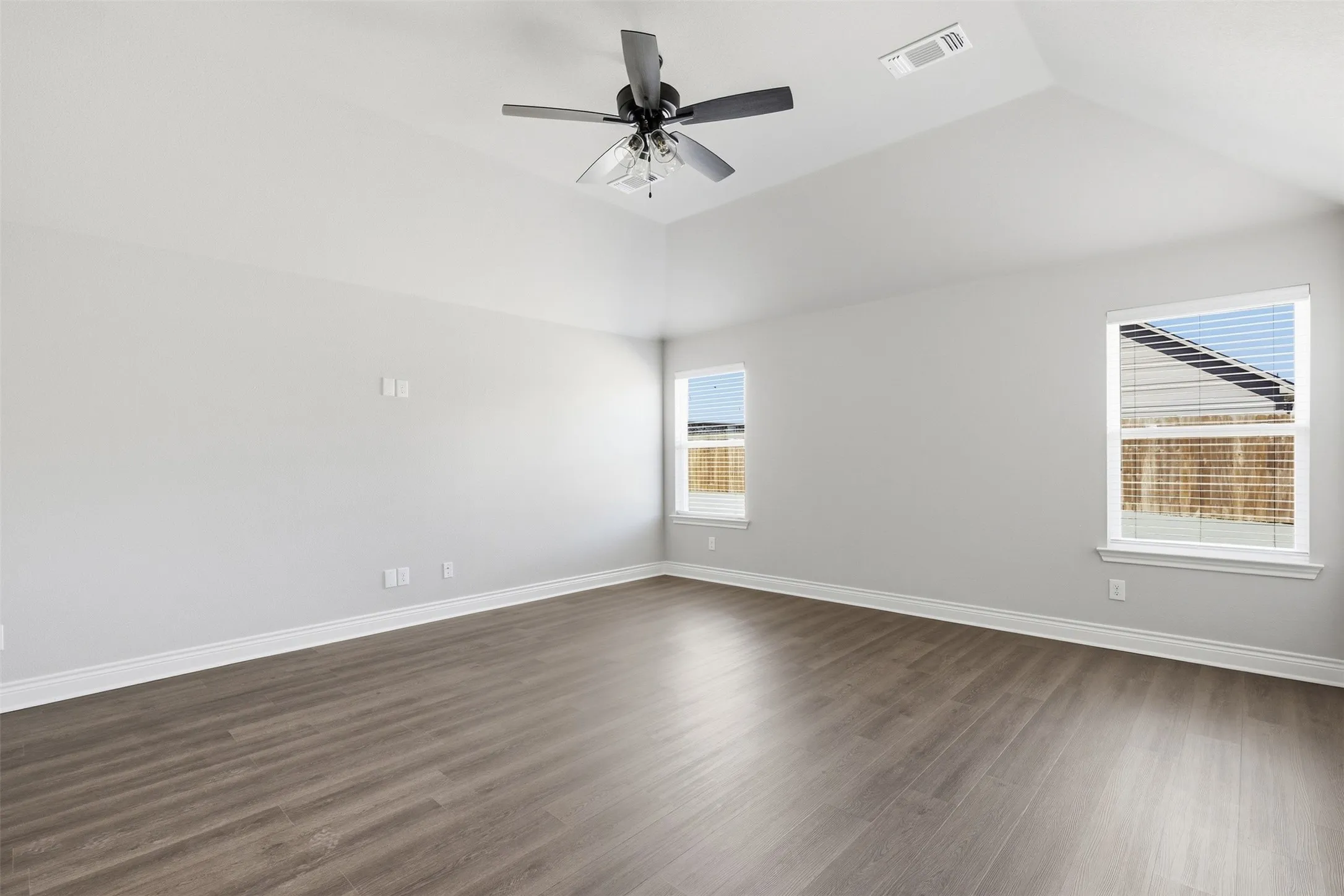 Single Family Residence For Sale in Hunt County , 135 Trevor Lane, Greenville, Texas 75402, 3 Bedroom, 2 Bathroom, 3 Garage spaces, 1,851 Sqft, built in 2025, mls#21393220, Real Estate Agent in Greenville, Homes For Sale in Hunt county, Homes For Sale in Greenville, Realtor in Greenville Texas, Real Estate Brokerage Independent Realty Texas, Luminita Cordes Realtor