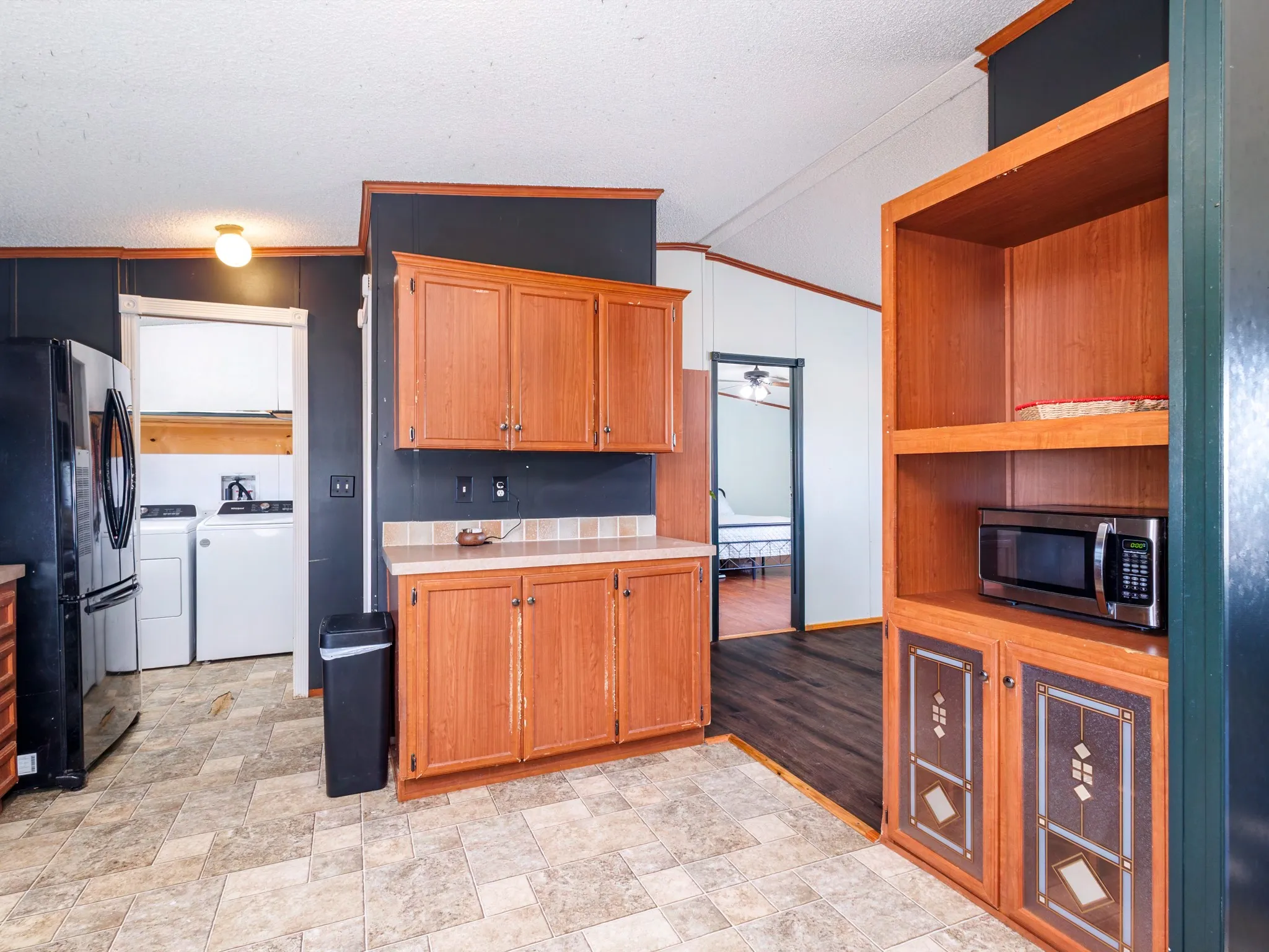 Mobile Home For Sale in Erath County , 1727 Wildhorse Lane, Stephenville, Texas 76401, 3 Bedroom, 2 Bathroom, Garage spaces, 1,512 Sqft, built in 2006, mls#21393226, Real Estate Agent in Stephenville, Homes For Sale in Erath county, Homes For Sale in Stephenville, Realtor in Stephenville Texas, Real Estate Brokerage Independent Realty Texas, Luminita Cordes Realtor