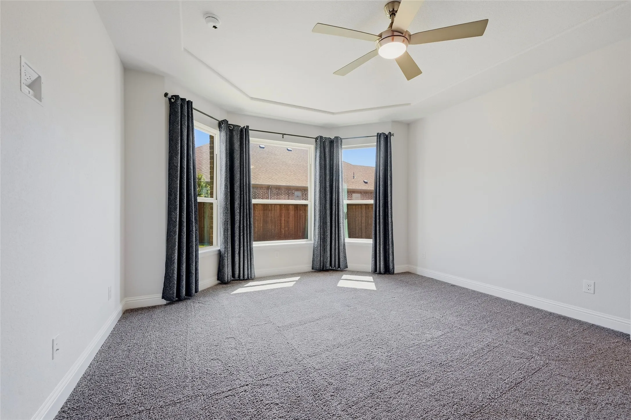 Single Family Residence For Sale in Collin County , 3016 Sunnyside Drive, Celina, Texas 75009, 2 Bedroom, 2 Bathroom, 2 Garage spaces, 1,677 Sqft, built in 2020, mls#21392936, Real Estate Agent in Celina, Homes For Sale in Collin county, Homes For Sale in Celina, Realtor in Celina Texas, Real Estate Brokerage Independent Realty Texas, Luminita Cordes Realtor