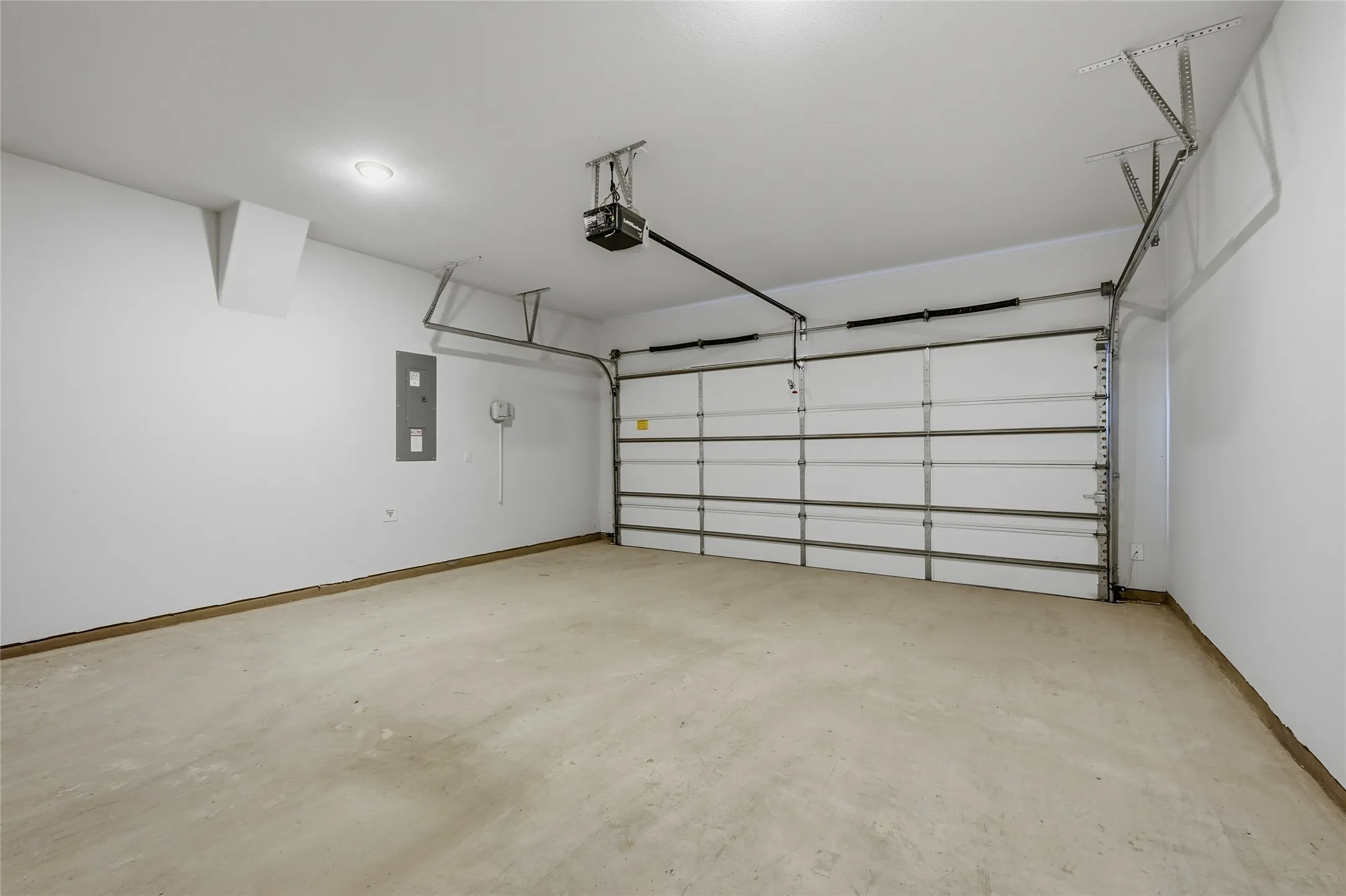 Single Family Residence For Sale in Collin County , 3016 Sunnyside Drive, Celina, Texas 75009, 2 Bedroom, 2 Bathroom, 2 Garage spaces, 1,677 Sqft, built in 2020, mls#21392936, Real Estate Agent in Celina, Homes For Sale in Collin county, Homes For Sale in Celina, Realtor in Celina Texas, Real Estate Brokerage Independent Realty Texas, Luminita Cordes Realtor