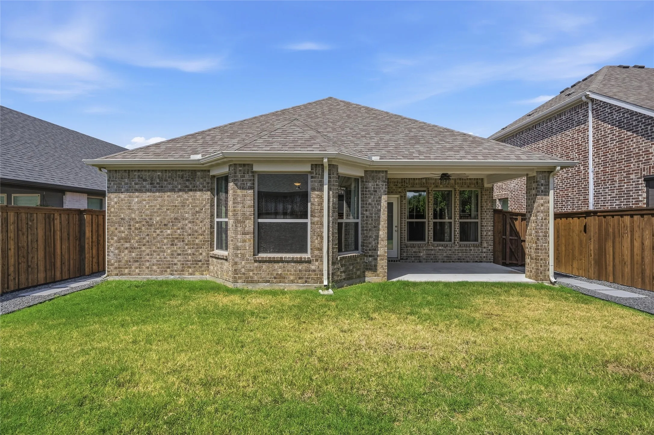 Single Family Residence For Sale in Collin County , 3016 Sunnyside Drive, Celina, Texas 75009, 2 Bedroom, 2 Bathroom, 2 Garage spaces, 1,677 Sqft, built in 2020, mls#21392936, Real Estate Agent in Celina, Homes For Sale in Collin county, Homes For Sale in Celina, Realtor in Celina Texas, Real Estate Brokerage Independent Realty Texas, Luminita Cordes Realtor