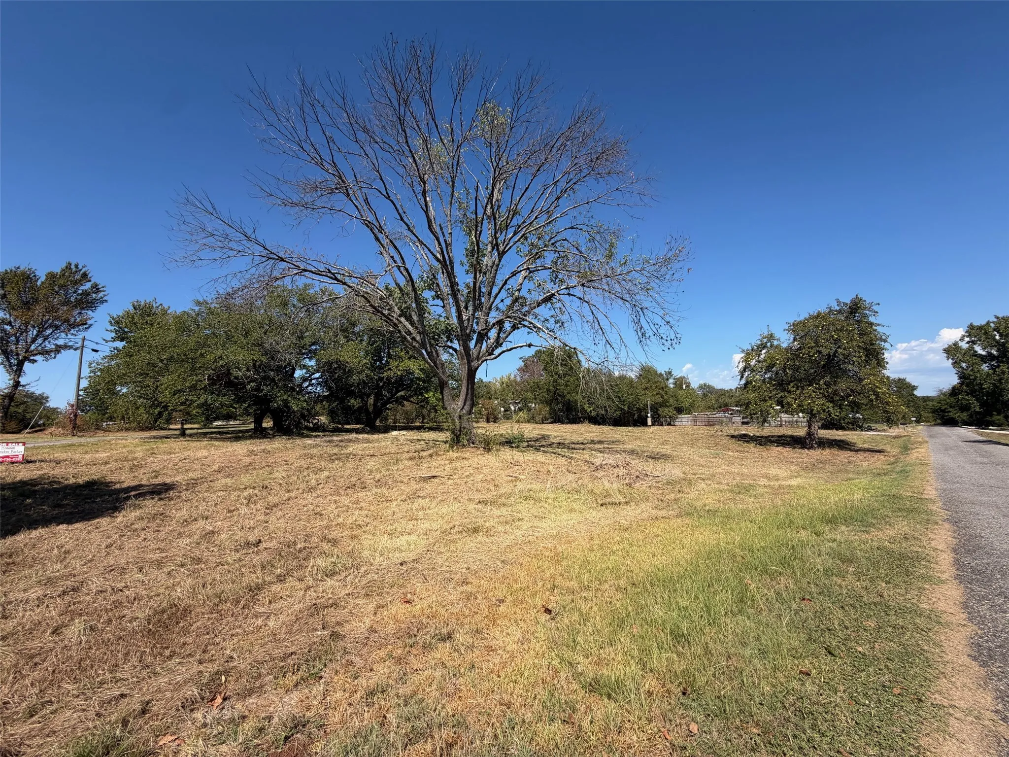 Improved Land For Sale in Grayson County , 75 Weis Lane, Gordonville, Texas 76245, 0, 0, Garage spaces, 0 Sqft, built in 0, mls#21393209, Real Estate Agent in Gordonville, Homes For Sale in Grayson county, Homes For Sale in Gordonville, Realtor in Gordonville Texas, Real Estate Brokerage Independent Realty Texas, Luminita Cordes Realtor