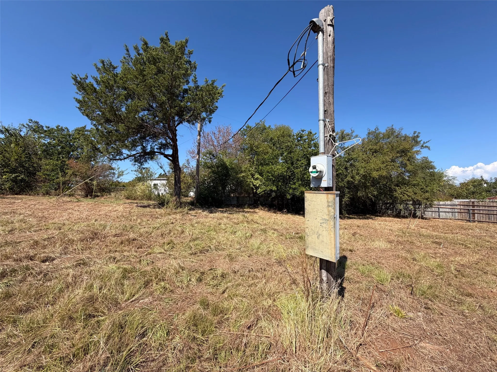 Improved Land For Sale in Grayson County , 75 Weis Lane, Gordonville, Texas 76245, 0, 0, Garage spaces, 0 Sqft, built in 0, mls#21393209, Real Estate Agent in Gordonville, Homes For Sale in Grayson county, Homes For Sale in Gordonville, Realtor in Gordonville Texas, Real Estate Brokerage Independent Realty Texas, Luminita Cordes Realtor