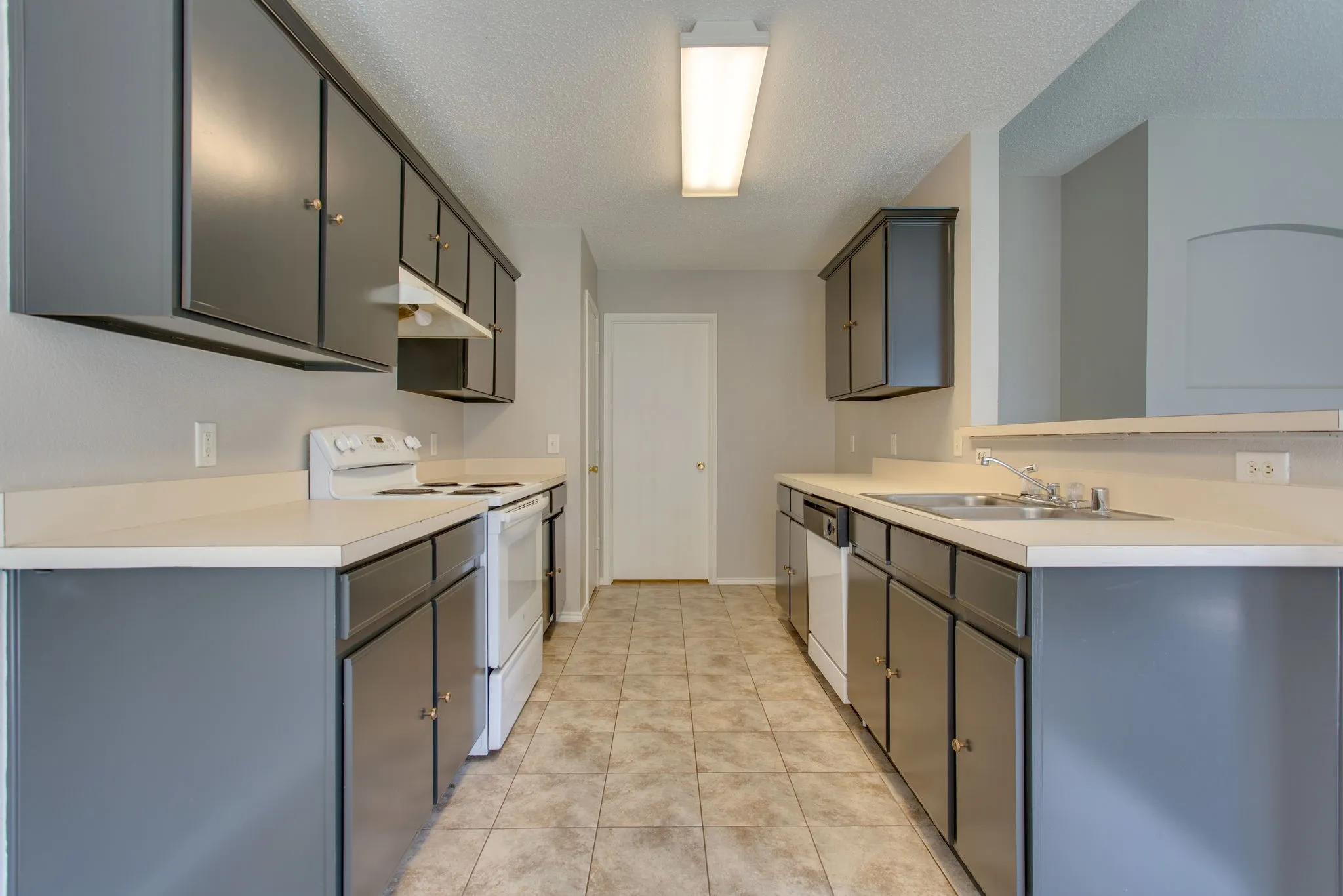 Single Family Residence For Rent in Denton County , 3141 Briary Trace Court, Denton, Texas 76210, 4 Bedroom, 2 Bathroom, 2 Garage spaces, 1,467 Sqft, built in 2000, mls#21393231, Real Estate Agent in Denton, Homes For Rent in Denton county, Homes For Rent in Denton, Realtor in Denton Texas, Real Estate Brokerage Independent Realty Texas, Luminita Cordes Realtor