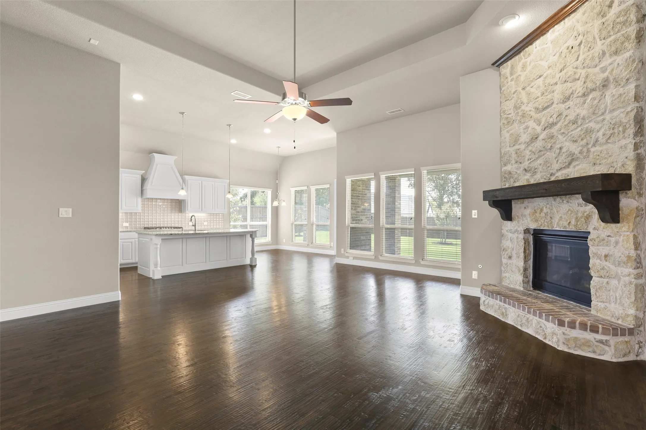 Single Family Residence For Rent in Collin County , 1810 Wichita Drive, Prosper, Texas 75078, 4 Bedroom, 4 Bathroom, 3 Garage spaces, 3,401 Sqft, built in 2017, mls#21390333, Real Estate Agent in Prosper, Homes For Rent in Collin county, Homes For Rent in Prosper, Realtor in Prosper Texas, Real Estate Brokerage Independent Realty Texas, Luminita Cordes Realtor