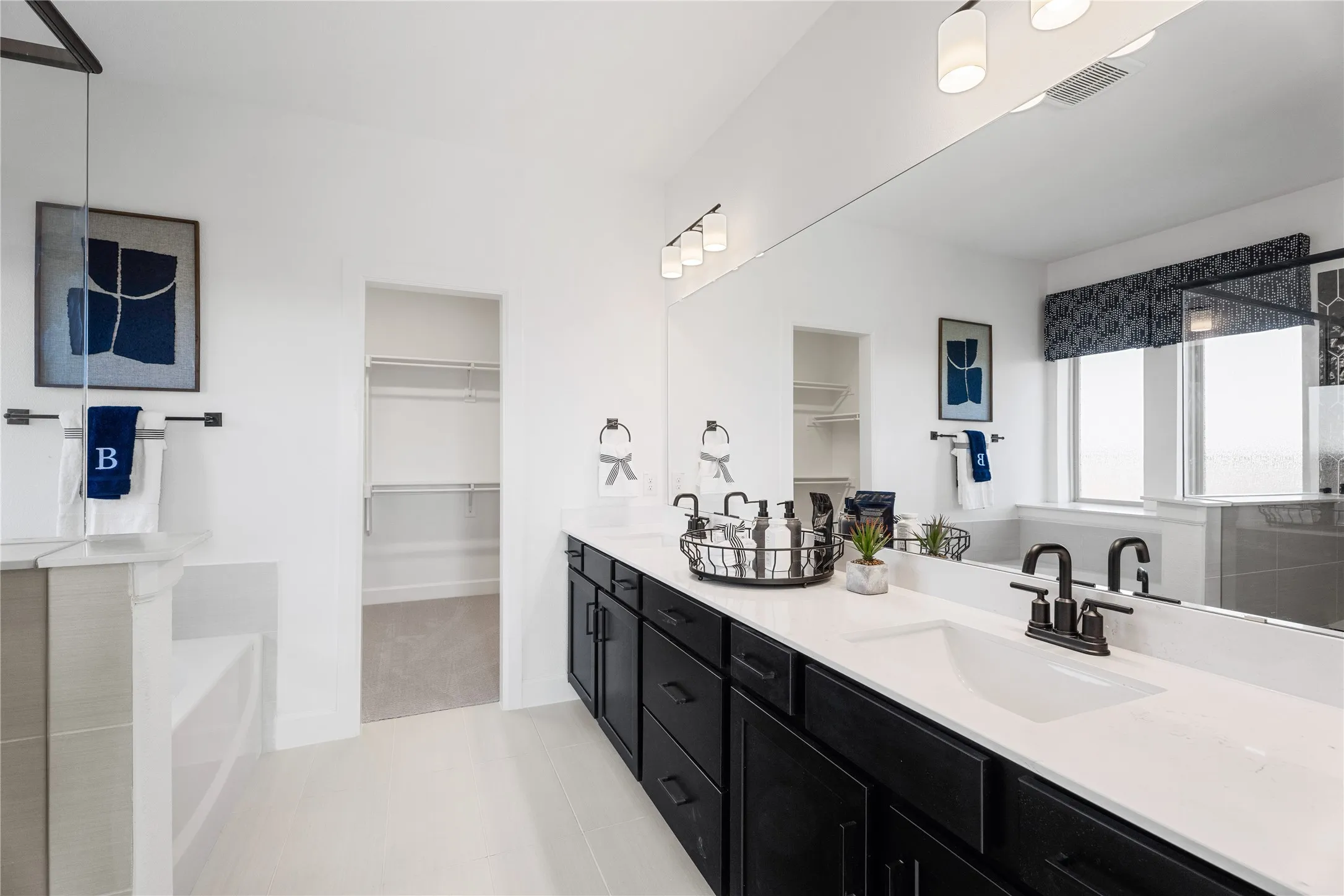 Beazer Homes at Woodcreek Summerfield floorplan. This is not an actual photo of the home, but is an actual photo of the Summerfield floorplan