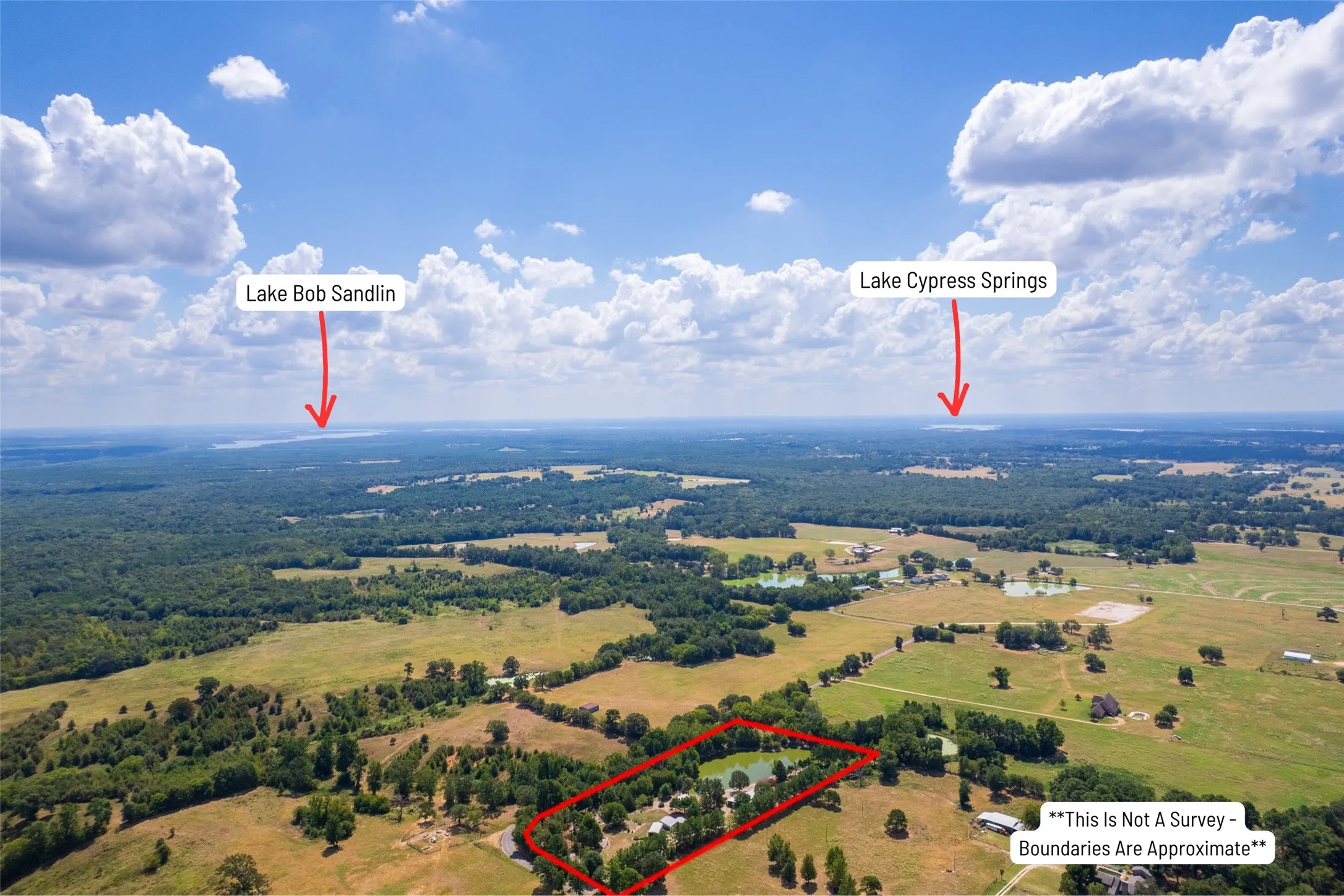 Single Family Residence For Sale in Franklin (TX) County , 1562 SE County Road 4115, Mount Vernon, Texas 75457, 2 Bedroom, 2 Bathroom, 2 Garage spaces, 1,847 Sqft, built in 2006, mls#21393191, Real Estate Agent in Mount Vernon, Homes For Sale in Franklin (TX) county, Homes For Sale in Mount Vernon, Realtor in Mount Vernon Texas, Real Estate Brokerage Independent Realty Texas, Luminita Cordes Realtor