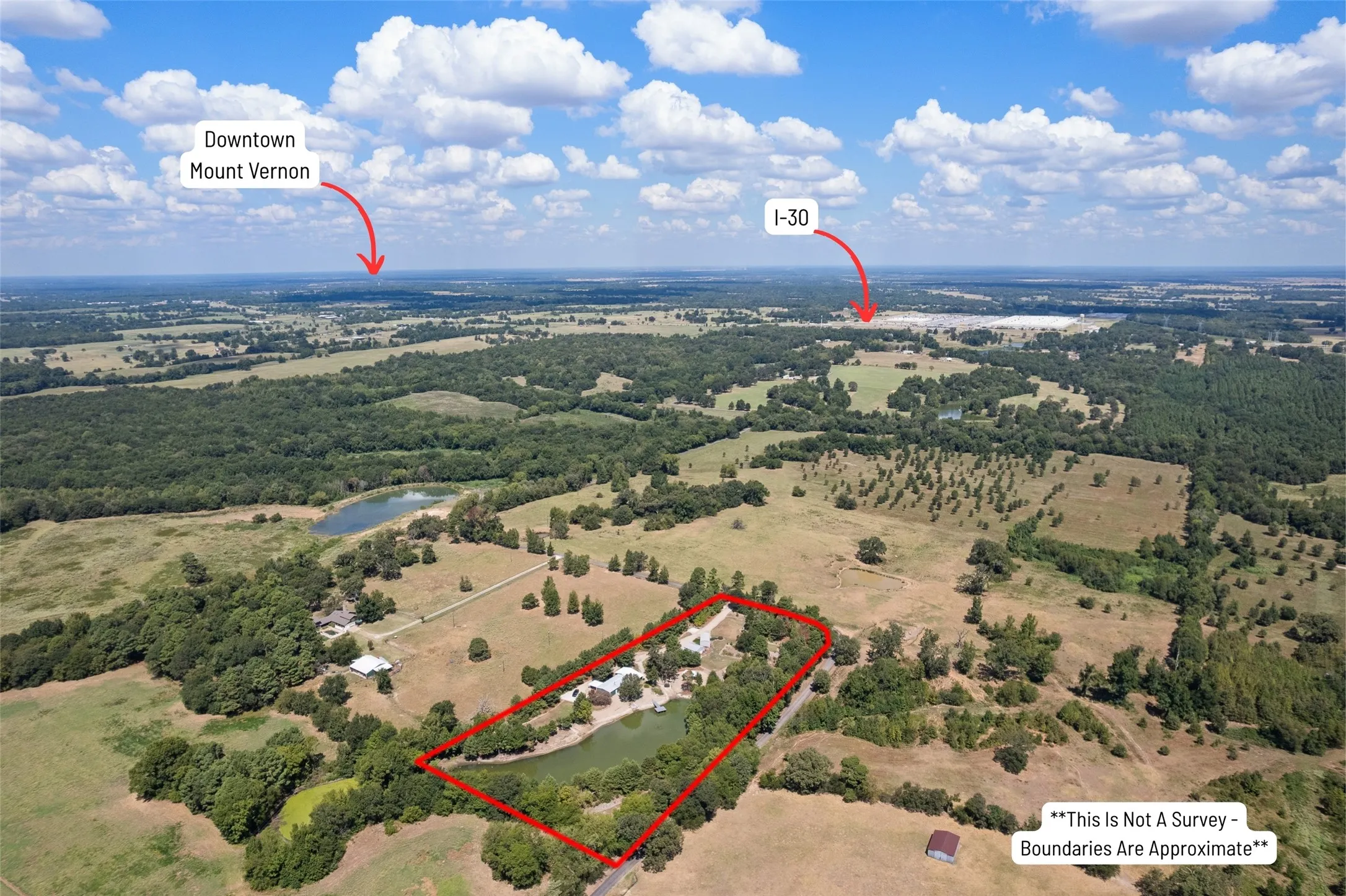 Single Family Residence For Sale in Franklin (TX) County , 1562 SE County Road 4115, Mount Vernon, Texas 75457, 2 Bedroom, 2 Bathroom, 2 Garage spaces, 1,847 Sqft, built in 2006, mls#21393191, Real Estate Agent in Mount Vernon, Homes For Sale in Franklin (TX) county, Homes For Sale in Mount Vernon, Realtor in Mount Vernon Texas, Real Estate Brokerage Independent Realty Texas, Luminita Cordes Realtor