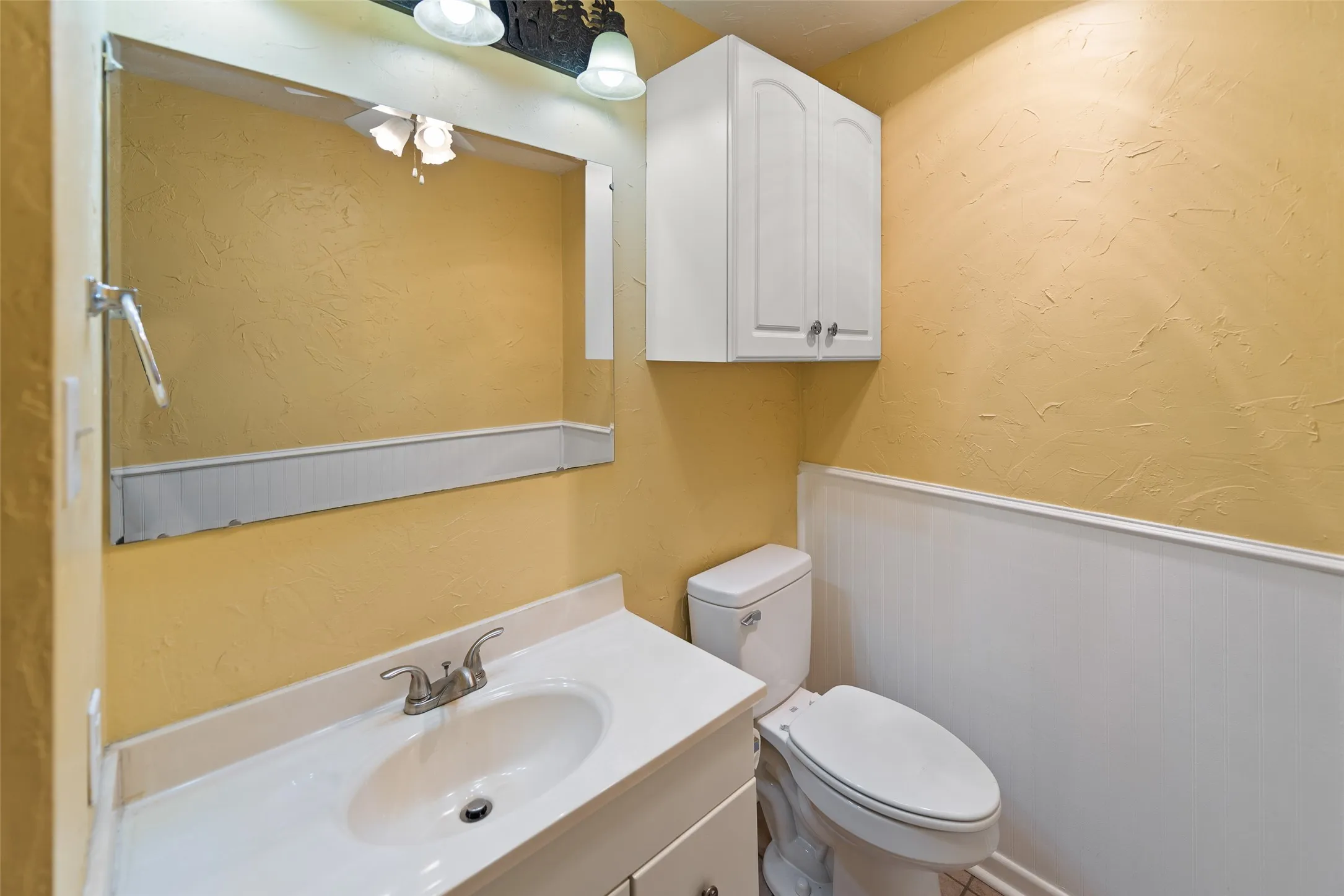Single Family Residence For Sale in Franklin (TX) County , 1562 SE County Road 4115, Mount Vernon, Texas 75457, 2 Bedroom, 2 Bathroom, 2 Garage spaces, 1,847 Sqft, built in 2006, mls#21393191, Real Estate Agent in Mount Vernon, Homes For Sale in Franklin (TX) county, Homes For Sale in Mount Vernon, Realtor in Mount Vernon Texas, Real Estate Brokerage Independent Realty Texas, Luminita Cordes Realtor
