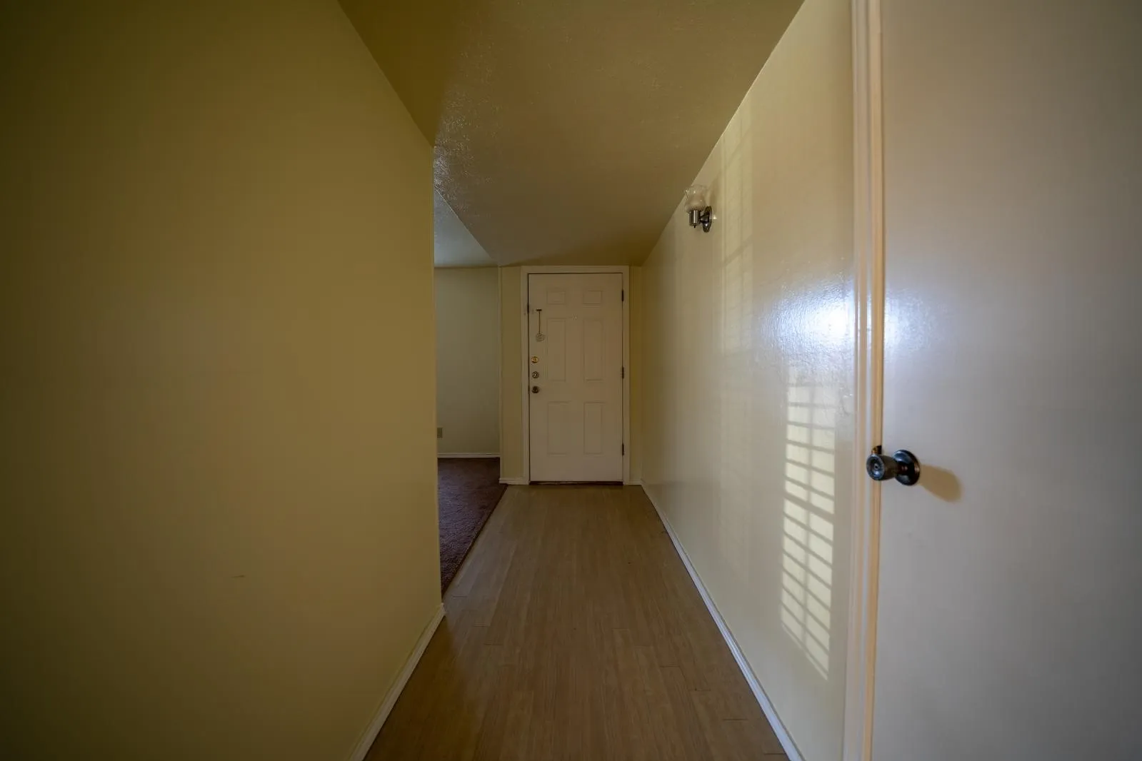 Single Family Residence For Rent in Dallas County , 6218 Fallbrook Drive, Garland, Texas 75043, 3 Bedroom, 2 Bathroom, 2 Garage spaces, 1,965 Sqft, built in 1977, mls#21393250, Real Estate Agent in Garland, Homes For Rent in Dallas county, Homes For Rent in Garland, Realtor in Garland Texas, Real Estate Brokerage Independent Realty Texas, Luminita Cordes Realtor