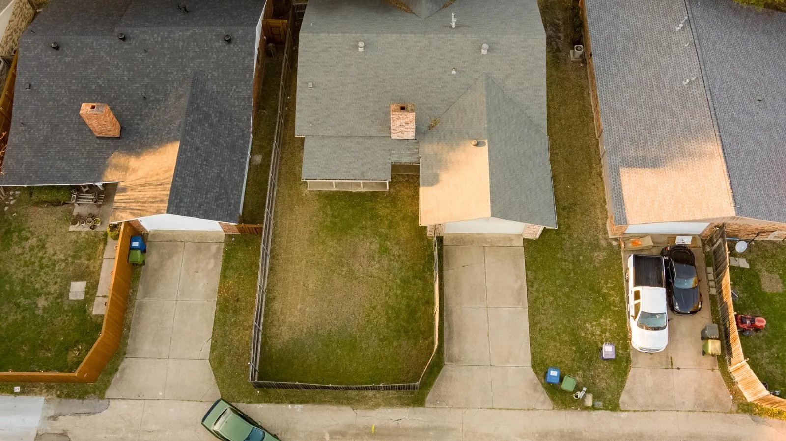 Single Family Residence For Rent in Dallas County , 6218 Fallbrook Drive, Garland, Texas 75043, 3 Bedroom, 2 Bathroom, 2 Garage spaces, 1,965 Sqft, built in 1977, mls#21393250, Real Estate Agent in Garland, Homes For Rent in Dallas county, Homes For Rent in Garland, Realtor in Garland Texas, Real Estate Brokerage Independent Realty Texas, Luminita Cordes Realtor