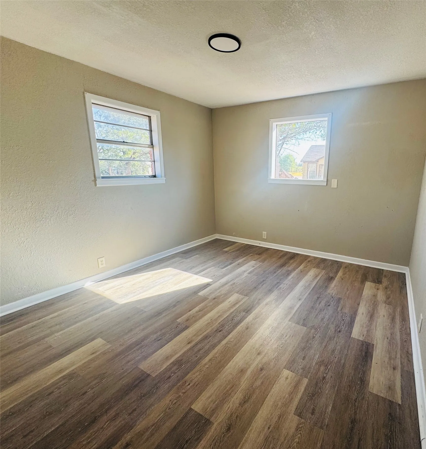 Single Family Residence For Sale in Haskell County , 601 6th Avenue, Rochester, Texas 79544, 3 Bedroom, 1 Bathroom, Garage spaces, 1,296 Sqft, built in 1970, mls#21393162, Real Estate Agent in Rochester, Homes For Sale in Haskell county, Homes For Sale in Rochester, Realtor in Rochester Texas, Real Estate Brokerage Independent Realty Texas, Luminita Cordes Realtor