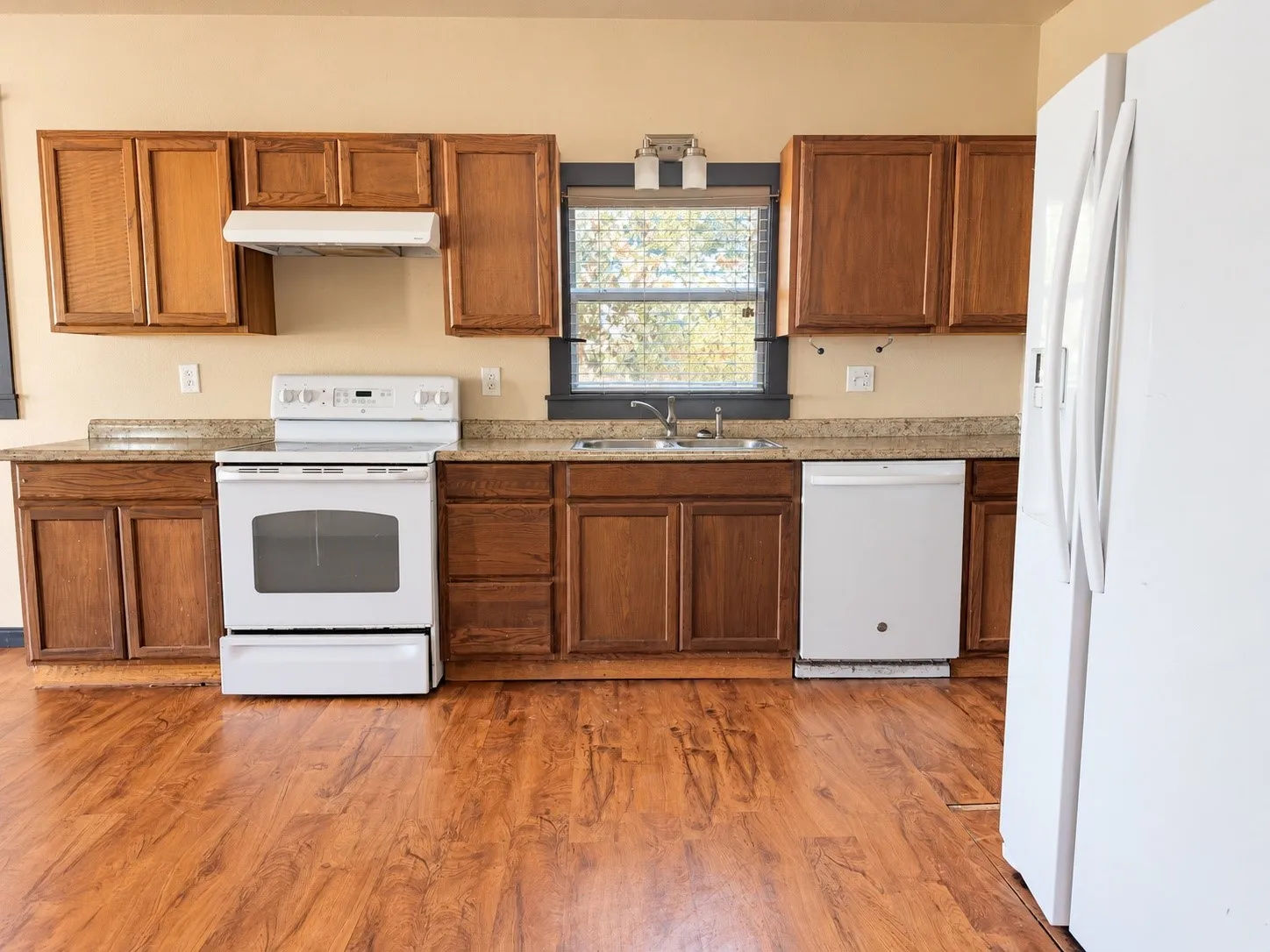 Single Family Residence For Sale in Palo Pinto County , 3304 Fm 1821, Mineral Wells, Texas 76067, 3 Bedroom, 2 Bathroom, Garage spaces, 1,535 Sqft, built in 1949, mls#21393262, Real Estate Agent in Mineral Wells, Homes For Sale in Palo Pinto county, Homes For Sale in Mineral Wells, Realtor in Mineral Wells Texas, Real Estate Brokerage Independent Realty Texas, Luminita Cordes Realtor