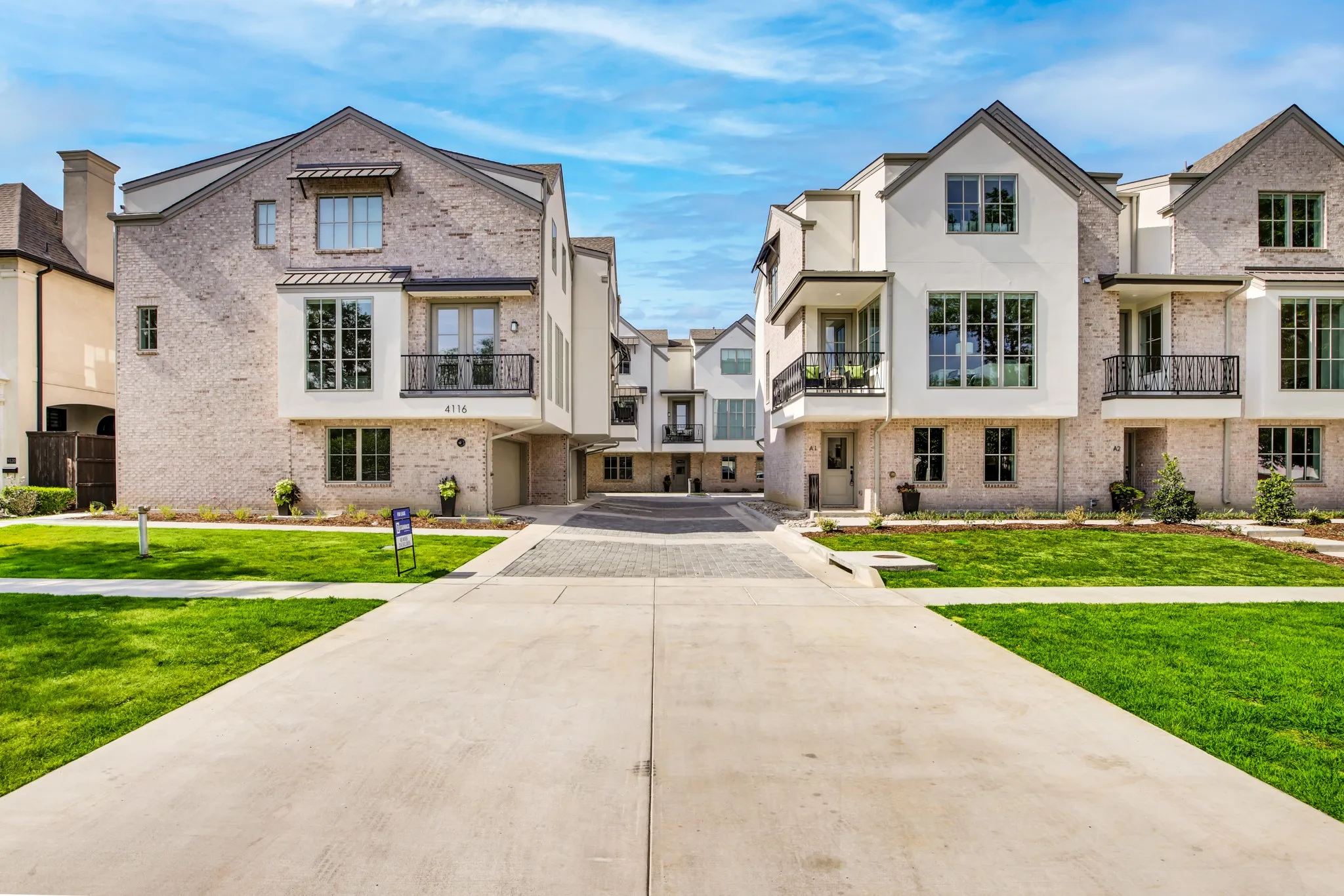 Condominium For Rent in Dallas County , 4116 University Boulevard C4, University Park, Texas 75205, 3 Bedroom, 3 Bathroom, 2 Garage spaces, 1,593 Sqft, built in 2021, mls#21390669, Real Estate Agent in University Park, Homes For Rent in Dallas county, Homes For Rent in University Park, Realtor in University Park Texas, Real Estate Brokerage Independent Realty Texas, Luminita Cordes Realtor