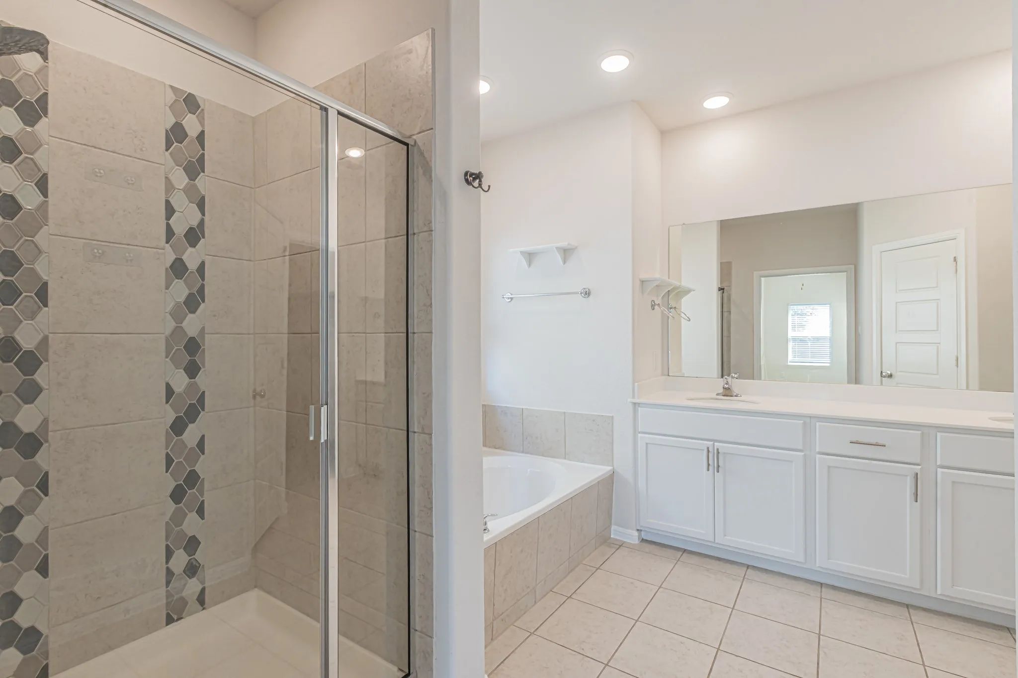 Single Family Residence For Sale in Denton County , 6010 Pensby Drive, Celina, Texas 76227, 4 Bedroom, 4 Bathroom, 2 Garage spaces, 2,921 Sqft, built in 2020, mls#21391780, Real Estate Agent in Celina, Homes For Sale in Denton county, Homes For Sale in Celina, Realtor in Celina Texas, Real Estate Brokerage Independent Realty Texas, Luminita Cordes Realtor