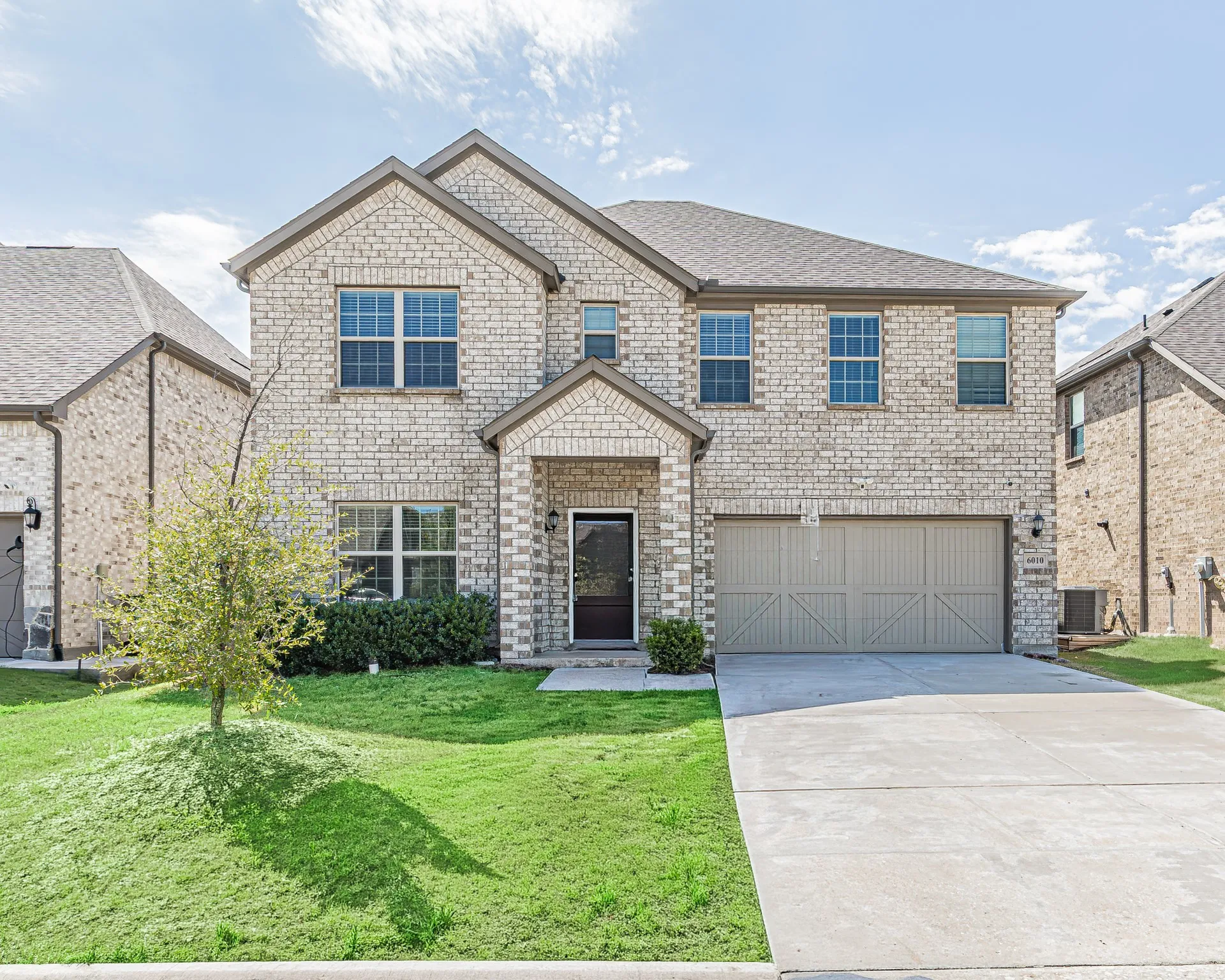 Single Family Residence For Sale