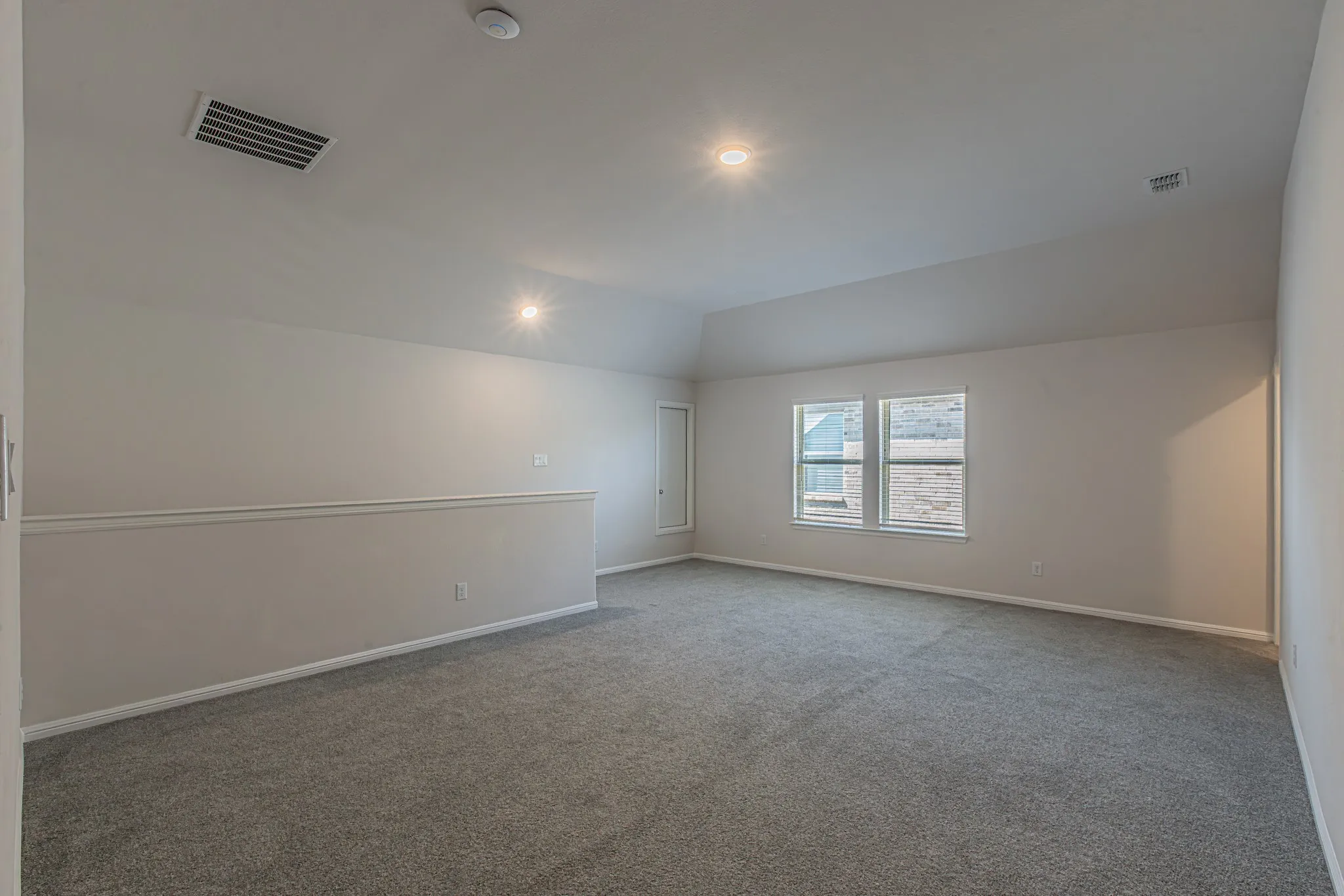 Single Family Residence For Sale in Denton County , 6010 Pensby Drive, Celina, Texas 76227, 4 Bedroom, 4 Bathroom, 2 Garage spaces, 2,921 Sqft, built in 2020, mls#21391780, Real Estate Agent in Celina, Homes For Sale in Denton county, Homes For Sale in Celina, Realtor in Celina Texas, Real Estate Brokerage Independent Realty Texas, Luminita Cordes Realtor