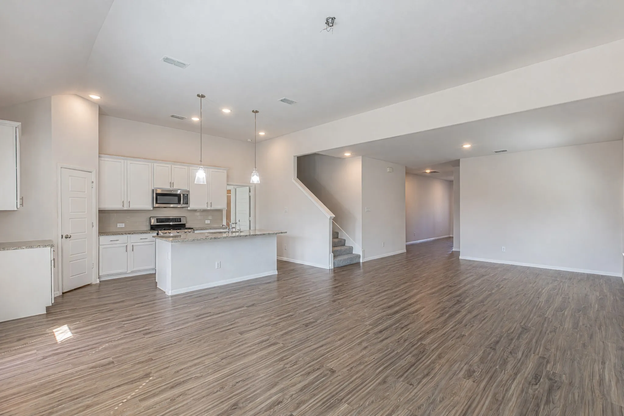 Single Family Residence For Sale in Denton County , 6010 Pensby Drive, Celina, Texas 76227, 4 Bedroom, 4 Bathroom, 2 Garage spaces, 2,921 Sqft, built in 2020, mls#21391780, Real Estate Agent in Celina, Homes For Sale in Denton county, Homes For Sale in Celina, Realtor in Celina Texas, Real Estate Brokerage Independent Realty Texas, Luminita Cordes Realtor