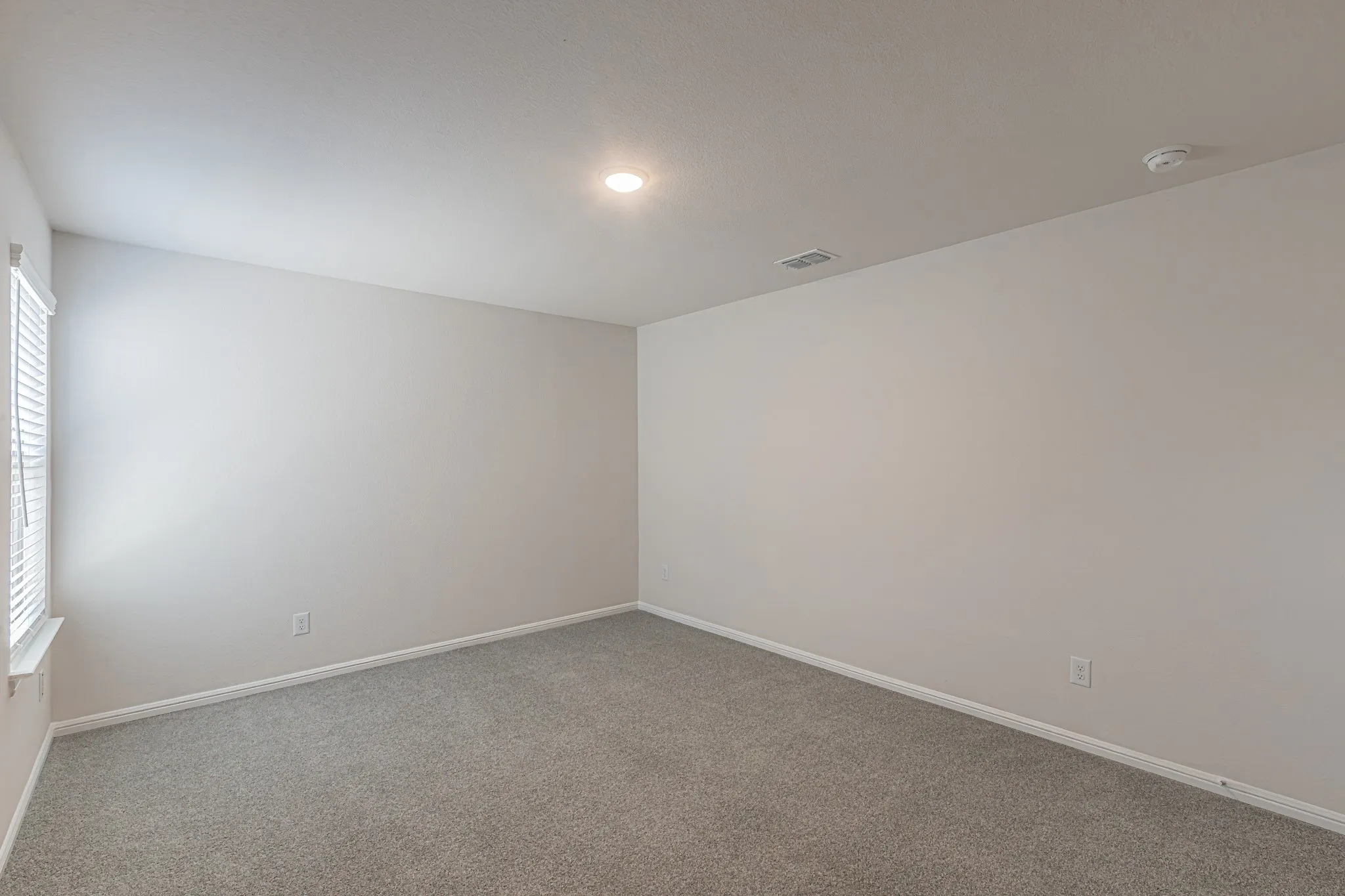 Single Family Residence For Sale in Denton County , 6010 Pensby Drive, Celina, Texas 76227, 4 Bedroom, 4 Bathroom, 2 Garage spaces, 2,921 Sqft, built in 2020, mls#21391780, Real Estate Agent in Celina, Homes For Sale in Denton county, Homes For Sale in Celina, Realtor in Celina Texas, Real Estate Brokerage Independent Realty Texas, Luminita Cordes Realtor