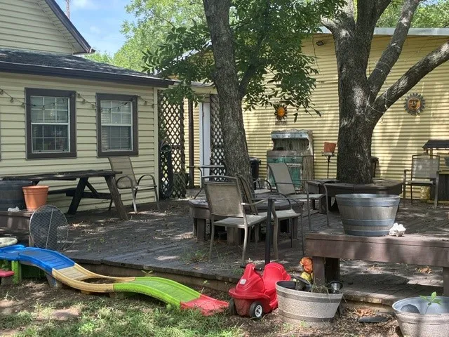 Retail For Sale in Johnson County , 102 E 14th Street, Joshua, Texas 76058, 0, 0, Garage spaces, 0 Sqft, built in 0, mls#21392987, Real Estate Agent in Joshua, Homes For Sale in Johnson county, Homes For Sale in Joshua, Realtor in Joshua Texas, Real Estate Brokerage Independent Realty Texas, Luminita Cordes Realtor