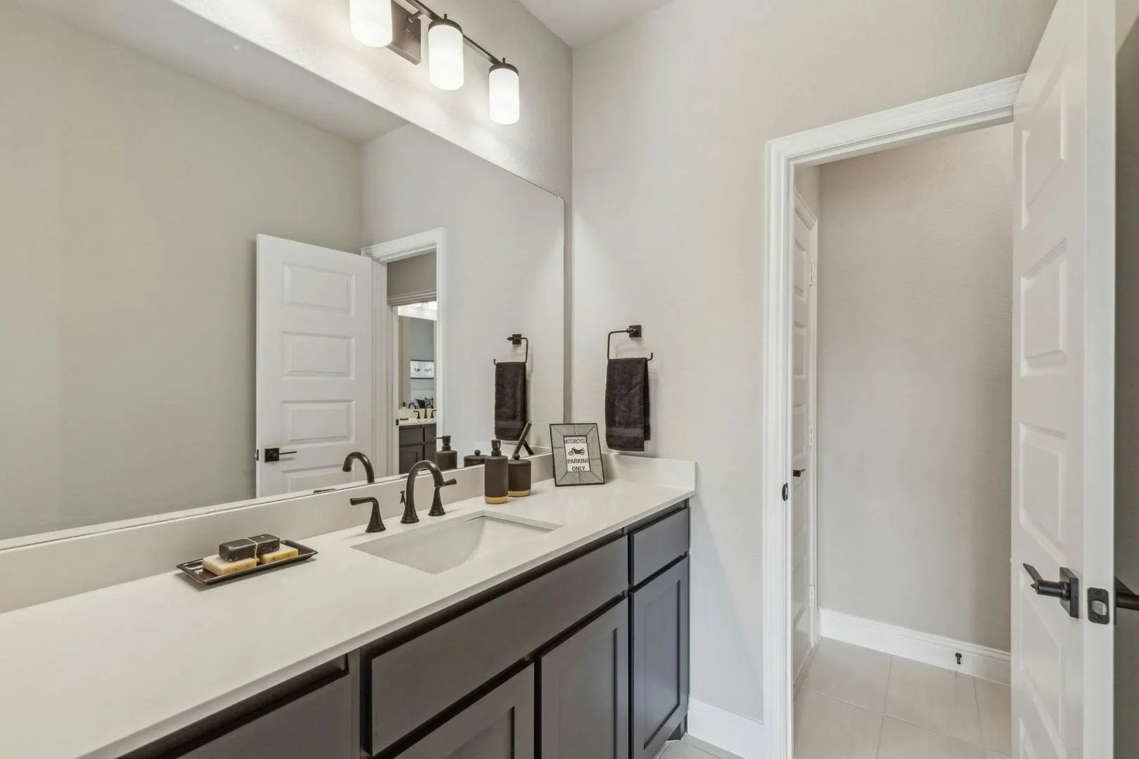 Single Family Residence For Sale in Rockwall County , 520 Birthright Lane, Mclendon Chisholm, Texas 75032, 4 Bedroom, 4 Bathroom, 3 Garage spaces, 3,657 Sqft, built in 2025, mls#21393229, Real Estate Agent in Mclendon Chisholm, Homes For Sale in Rockwall county, Homes For Sale in Mclendon Chisholm, Realtor in Mclendon Chisholm Texas, Real Estate Brokerage Independent Realty Texas, Luminita Cordes Realtor