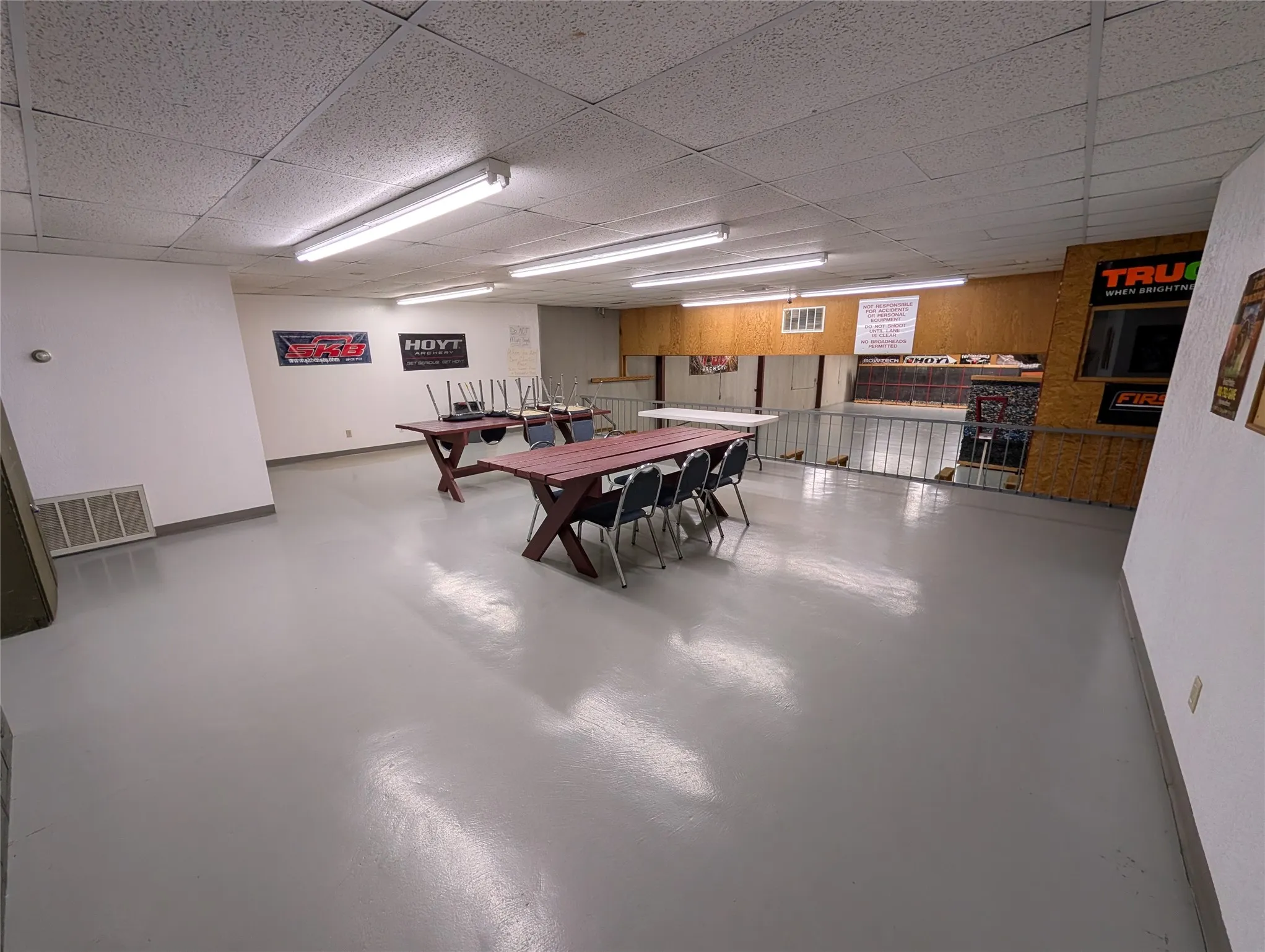 Retail For Sale in Mc Lennan County , 5500 Franklin Avenue, Waco, Texas 76710, 0, 0, Garage spaces, 0 Sqft, built in 1987, mls#21393216, Real Estate Agent in Waco, Homes For Sale in Mc Lennan county, Homes For Sale in Waco, Realtor in Waco Texas, Real Estate Brokerage Independent Realty Texas, Luminita Cordes Realtor