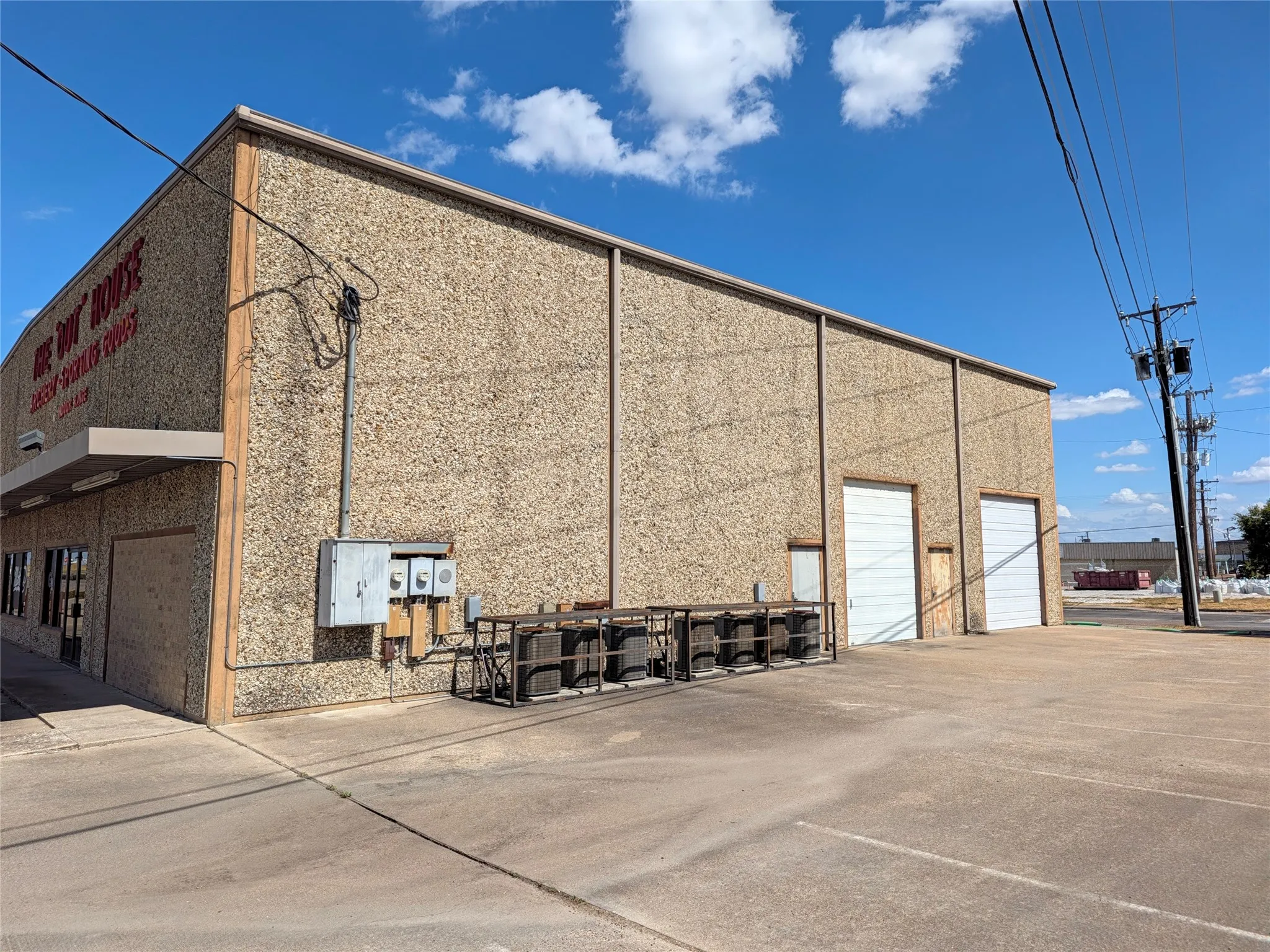 Retail For Sale in Mc Lennan County , 5500 Franklin Avenue, Waco, Texas 76710, 0, 0, Garage spaces, 0 Sqft, built in 1987, mls#21393216, Real Estate Agent in Waco, Homes For Sale in Mc Lennan county, Homes For Sale in Waco, Realtor in Waco Texas, Real Estate Brokerage Independent Realty Texas, Luminita Cordes Realtor