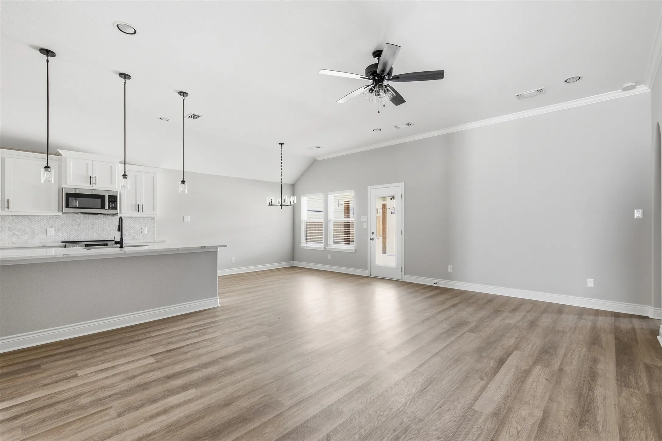 Single Family Residence For Sale in Hunt County , 225 Trevor Lane, Greenville, Texas 75402, 3 Bedroom, 2 Bathroom, 3 Garage spaces, 1,800 Sqft, built in 2025, mls#21393276, Real Estate Agent in Greenville, Homes For Sale in Hunt county, Homes For Sale in Greenville, Realtor in Greenville Texas, Real Estate Brokerage Independent Realty Texas, Luminita Cordes Realtor