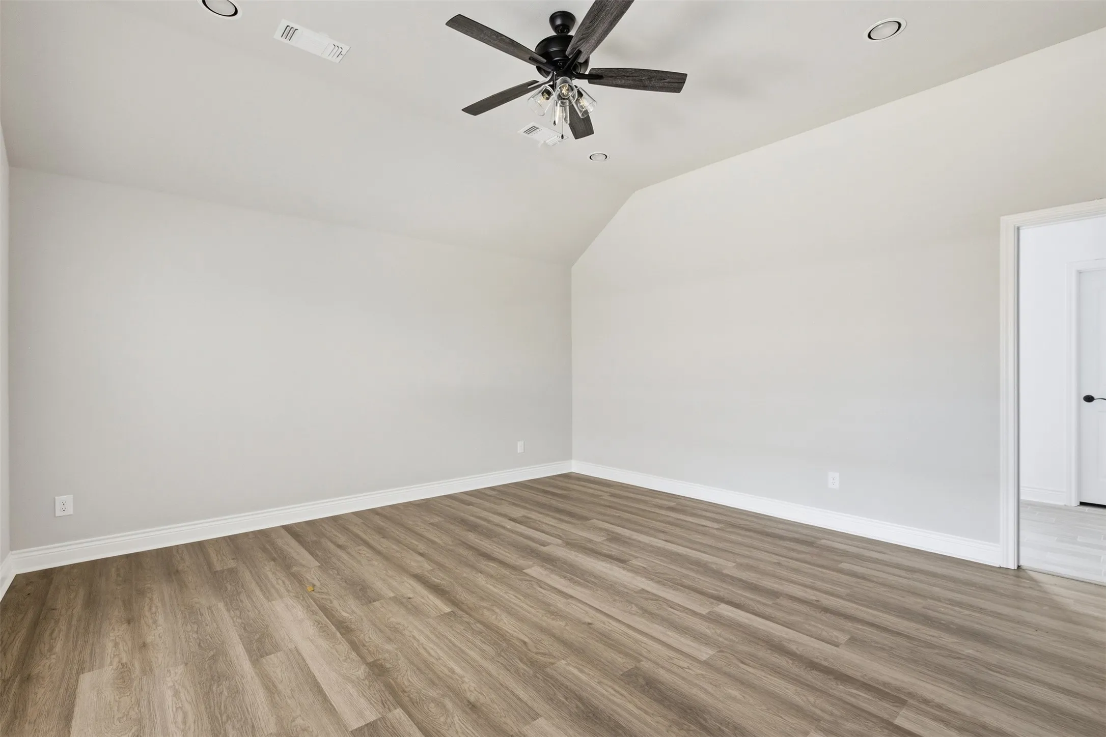 Single Family Residence For Sale in Hunt County , 225 Trevor Lane, Greenville, Texas 75402, 3 Bedroom, 2 Bathroom, 3 Garage spaces, 1,800 Sqft, built in 2025, mls#21393276, Real Estate Agent in Greenville, Homes For Sale in Hunt county, Homes For Sale in Greenville, Realtor in Greenville Texas, Real Estate Brokerage Independent Realty Texas, Luminita Cordes Realtor