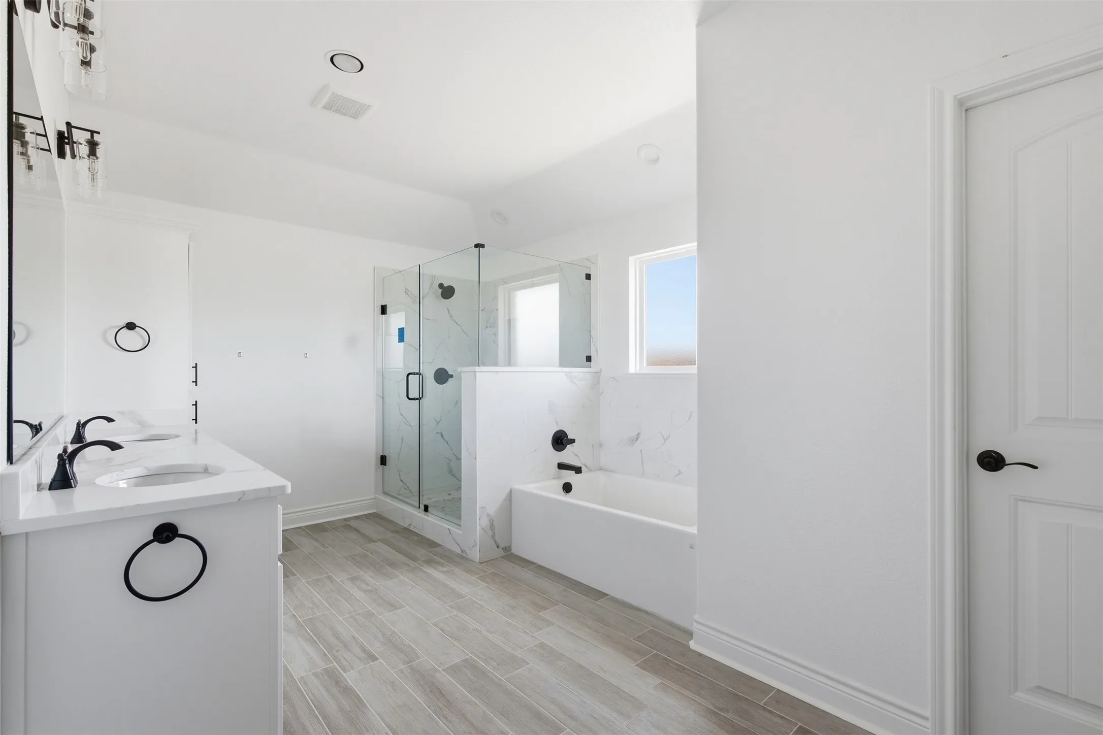 Single Family Residence For Sale in Hunt County , 225 Trevor Lane, Greenville, Texas 75402, 3 Bedroom, 2 Bathroom, 3 Garage spaces, 1,800 Sqft, built in 2025, mls#21393276, Real Estate Agent in Greenville, Homes For Sale in Hunt county, Homes For Sale in Greenville, Realtor in Greenville Texas, Real Estate Brokerage Independent Realty Texas, Luminita Cordes Realtor