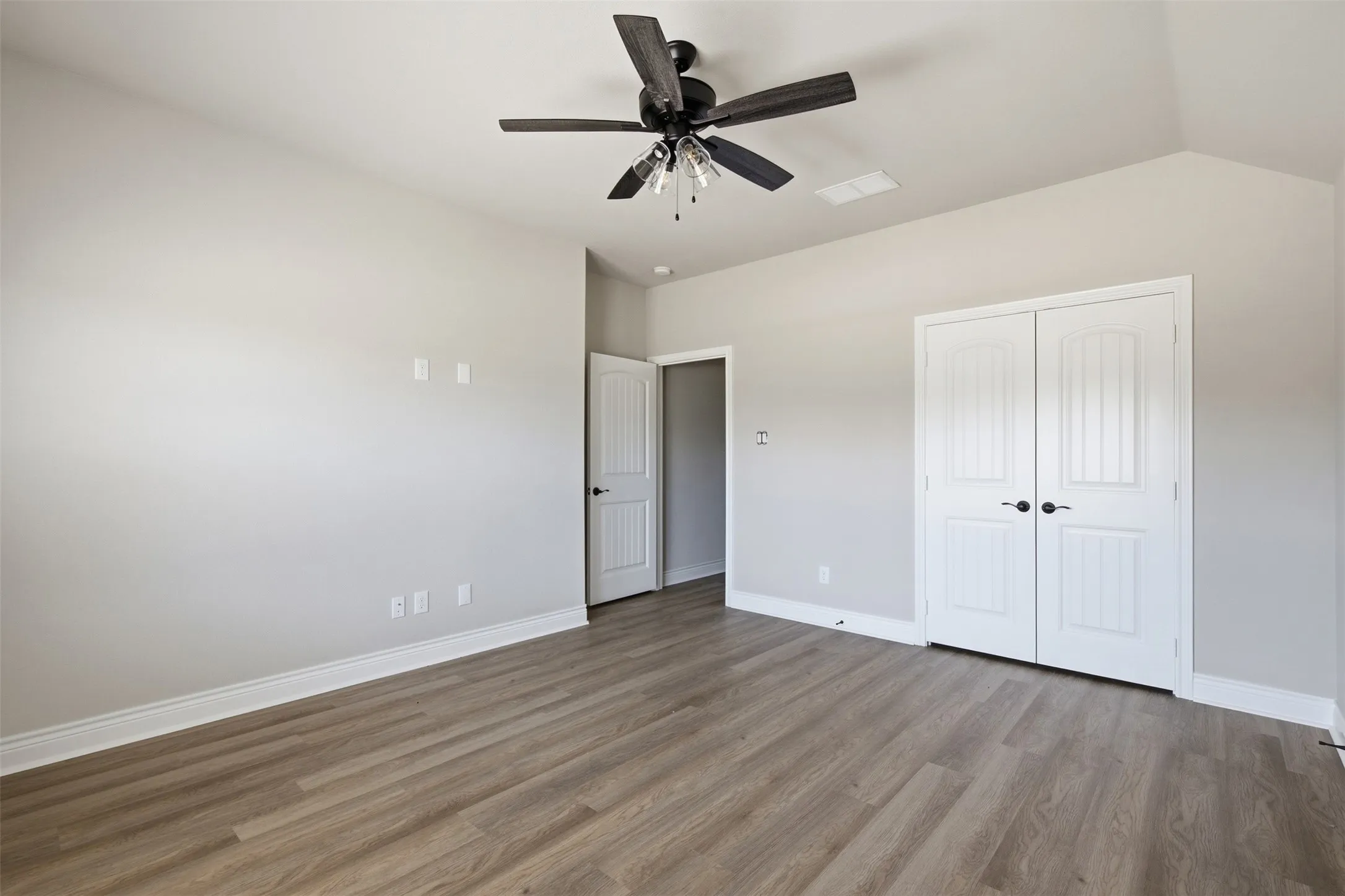 Single Family Residence For Sale in Hunt County , 225 Trevor Lane, Greenville, Texas 75402, 3 Bedroom, 2 Bathroom, 3 Garage spaces, 1,800 Sqft, built in 2025, mls#21393276, Real Estate Agent in Greenville, Homes For Sale in Hunt county, Homes For Sale in Greenville, Realtor in Greenville Texas, Real Estate Brokerage Independent Realty Texas, Luminita Cordes Realtor