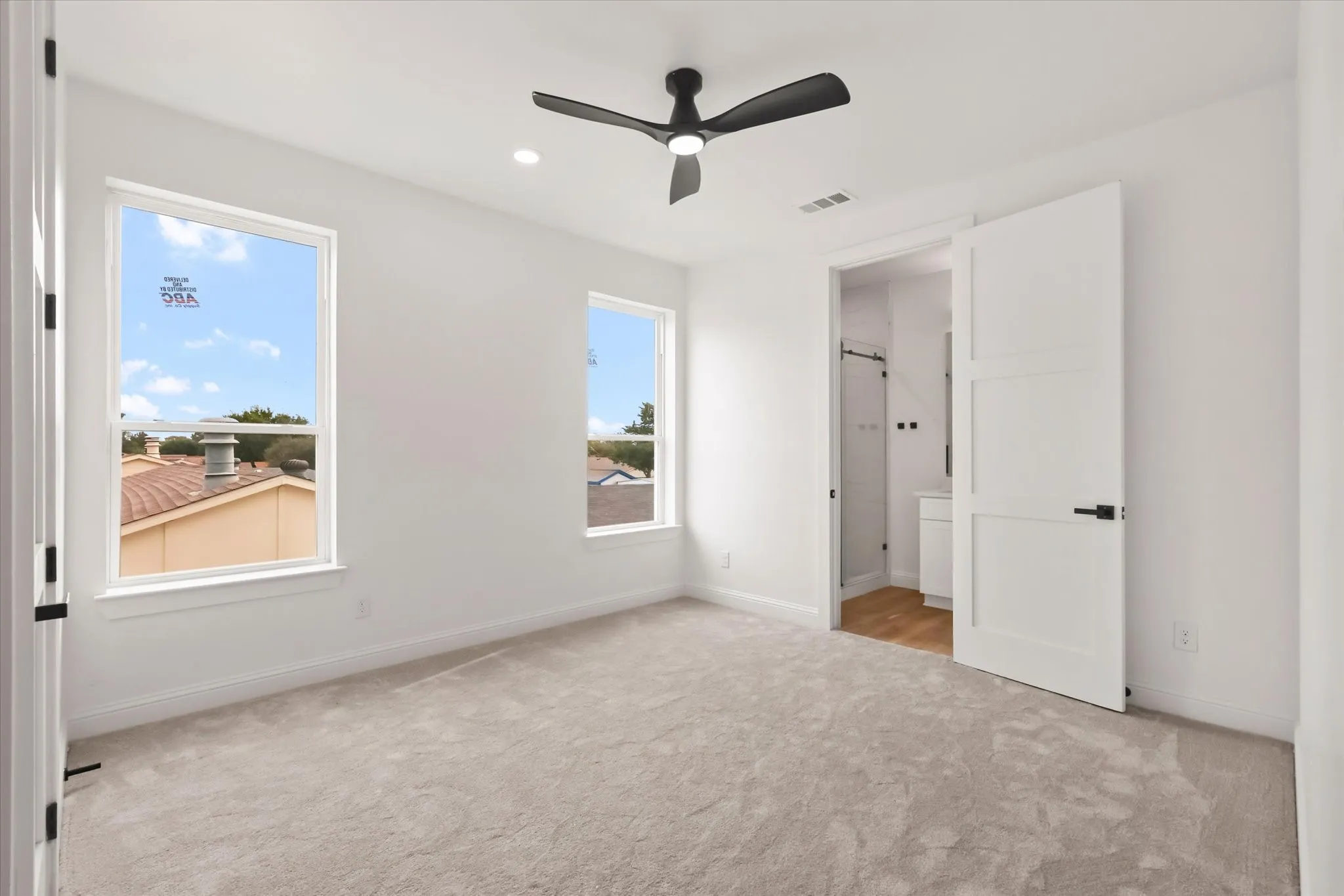 Single Family Residence For Sale in Denton County , 5204 Gibson Drive, The Colony, Texas 75056, 4 Bedroom, 5 Bathroom, 2 Garage spaces, 2,598 Sqft, built in 2025, mls#21392446, Real Estate Agent in The Colony, Homes For Sale in Denton county, Homes For Sale in The Colony, Realtor in The Colony Texas, Real Estate Brokerage Independent Realty Texas, Luminita Cordes Realtor