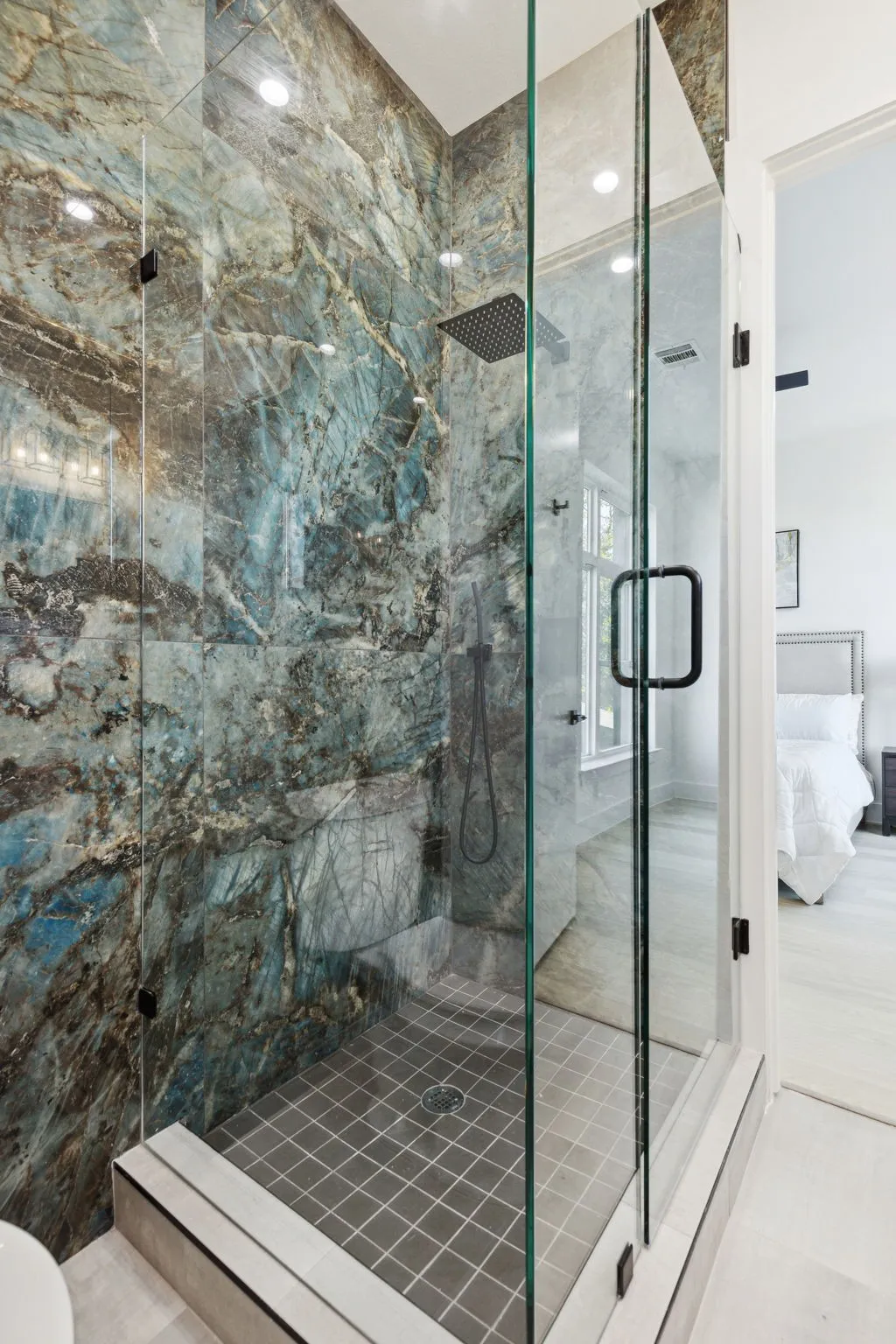Condominium For Rent in Dallas County , 426 Melba Street 101, Dallas, Texas 75208, 3 Bedroom, 4 Bathroom, 2 Garage spaces, 2,025 Sqft, built in 2022, mls#21392230, Real Estate Agent in Dallas, Homes For Rent in Dallas county, Homes For Rent in Dallas, Realtor in Dallas Texas, Real Estate Brokerage Independent Realty Texas, Luminita Cordes Realtor