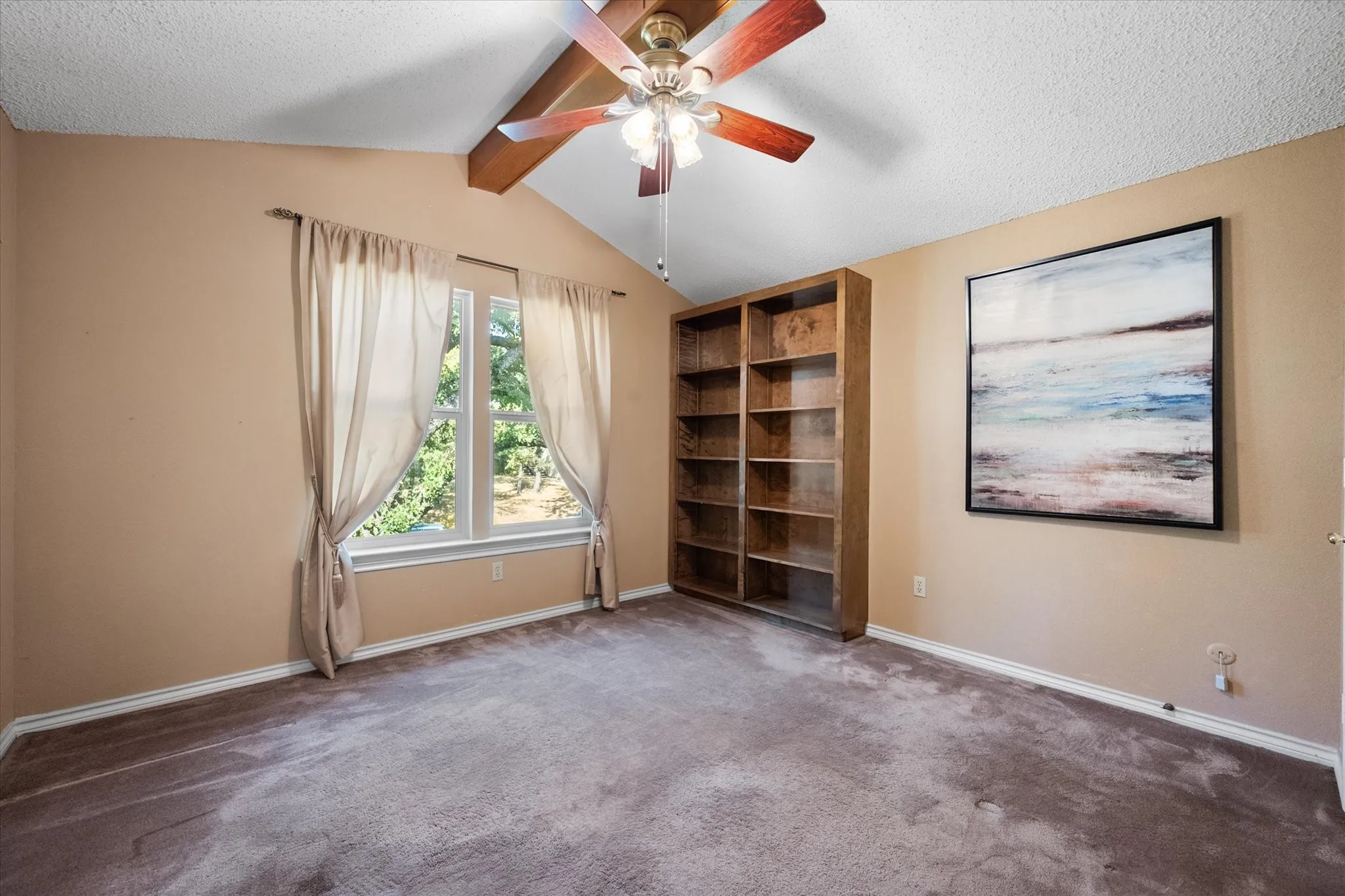 Single Family Residence For Sale in Tarrant County , 2109 Van Hook Court, Arlington, Texas 76013, 4 Bedroom, 4 Bathroom, 2 Garage spaces, 2,828 Sqft, built in 1981, mls#21382762, Real Estate Agent in Arlington, Homes For Sale in Tarrant county, Homes For Sale in Arlington, Realtor in Arlington Texas, Real Estate Brokerage Independent Realty Texas, Luminita Cordes Realtor