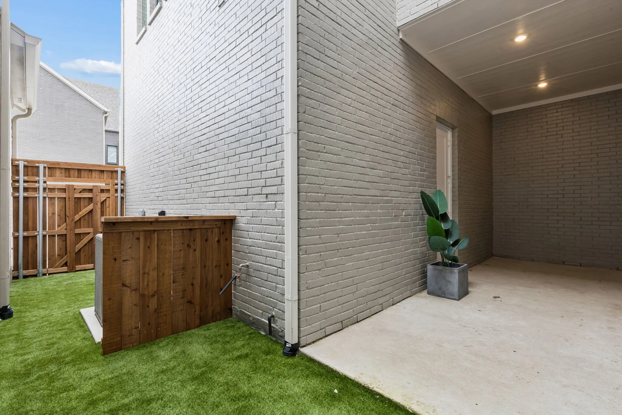Single Family Residence For Sale in Denton County , 4416 Burge Avenue, Frisco, Texas 75033, 3 Bedroom, 3 Bathroom, 2 Garage spaces, 2,277 Sqft, built in 2026, mls#21393281, Real Estate Agent in Frisco, Homes For Sale in Denton county, Homes For Sale in Frisco, Realtor in Frisco Texas, Real Estate Brokerage Independent Realty Texas, Luminita Cordes Realtor