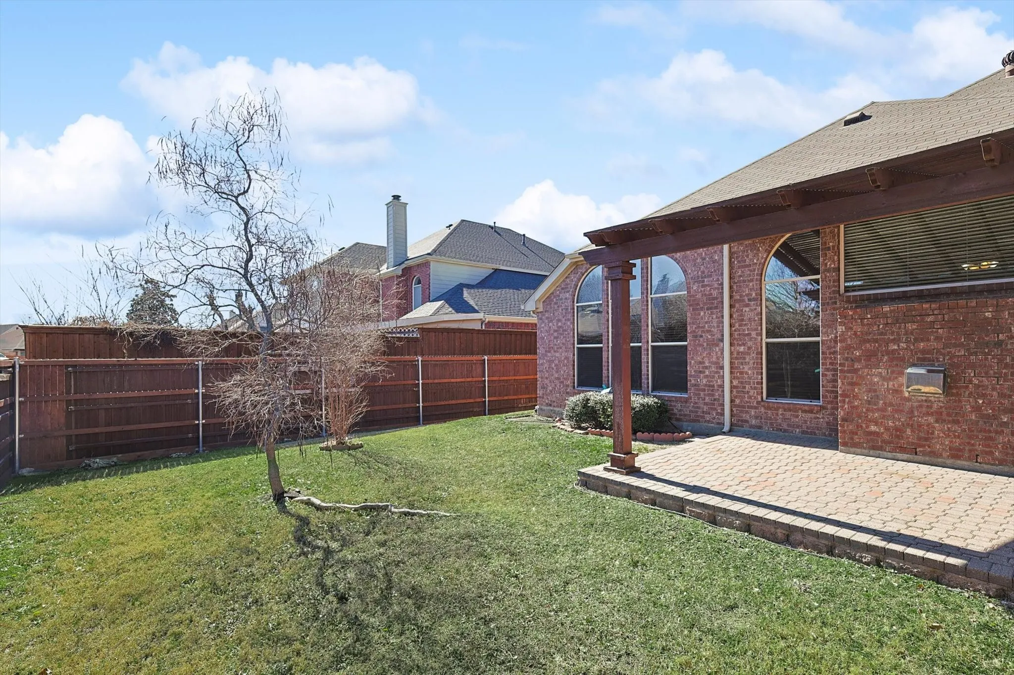Single Family Residence For Rent in Collin County , 6920 Emerald Coast Drive, Plano, Texas 75074, 4 Bedroom, 3 Bathroom, 2 Garage spaces, 2,564 Sqft, built in 2001, mls#21392001, Real Estate Agent in Plano, Homes For Rent in Collin county, Homes For Rent in Plano, Realtor in Plano Texas, Real Estate Brokerage Independent Realty Texas, Luminita Cordes Realtor
