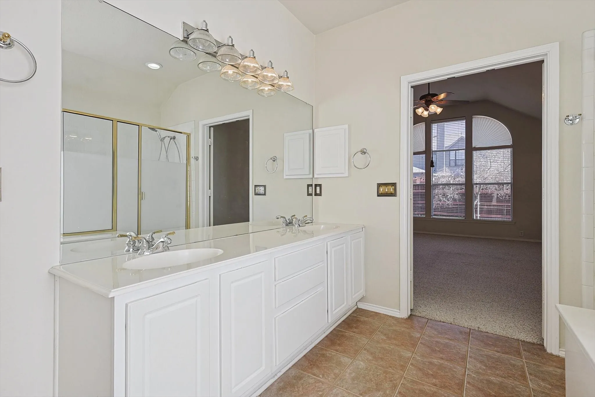 Single Family Residence For Rent in Collin County , 6920 Emerald Coast Drive, Plano, Texas 75074, 4 Bedroom, 3 Bathroom, 2 Garage spaces, 2,564 Sqft, built in 2001, mls#21392001, Real Estate Agent in Plano, Homes For Rent in Collin county, Homes For Rent in Plano, Realtor in Plano Texas, Real Estate Brokerage Independent Realty Texas, Luminita Cordes Realtor