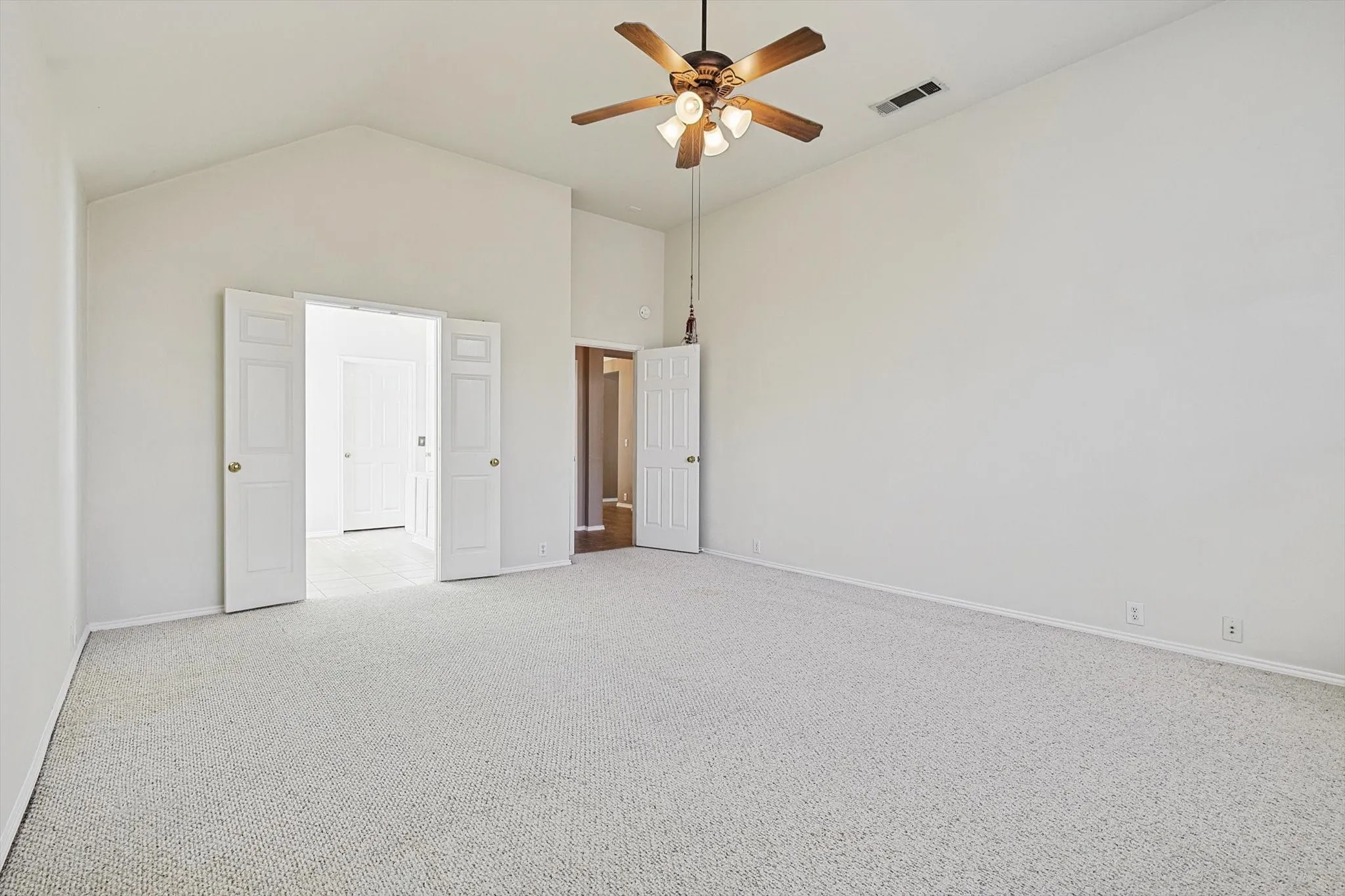 Single Family Residence For Rent in Collin County , 6920 Emerald Coast Drive, Plano, Texas 75074, 4 Bedroom, 3 Bathroom, 2 Garage spaces, 2,564 Sqft, built in 2001, mls#21392001, Real Estate Agent in Plano, Homes For Rent in Collin county, Homes For Rent in Plano, Realtor in Plano Texas, Real Estate Brokerage Independent Realty Texas, Luminita Cordes Realtor