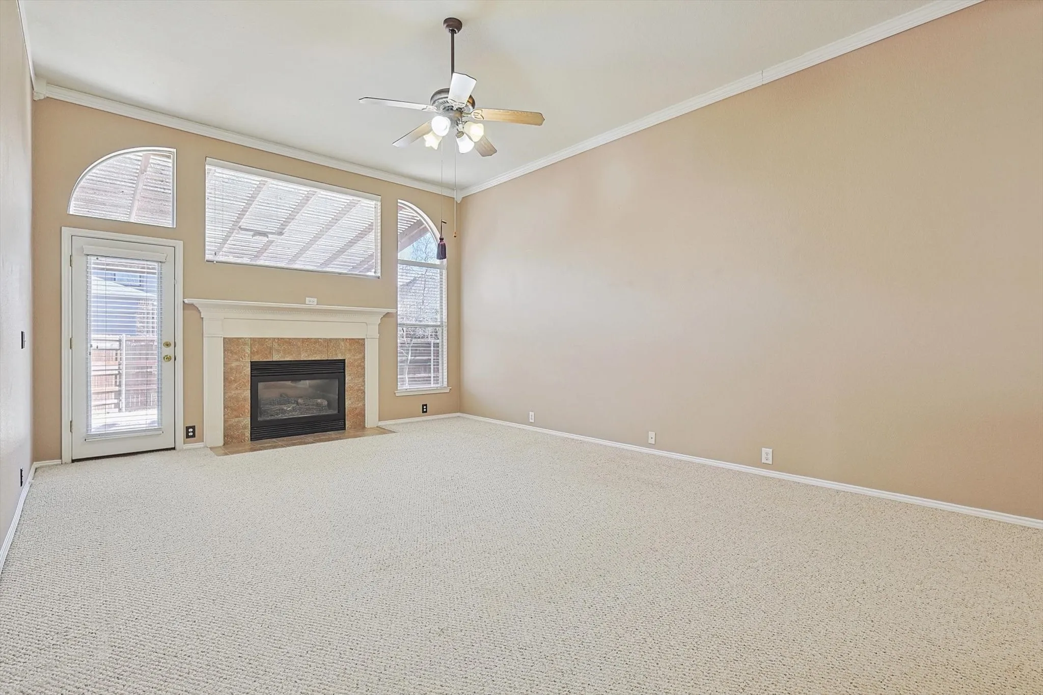 Single Family Residence For Rent in Collin County , 6920 Emerald Coast Drive, Plano, Texas 75074, 4 Bedroom, 3 Bathroom, 2 Garage spaces, 2,564 Sqft, built in 2001, mls#21392001, Real Estate Agent in Plano, Homes For Rent in Collin county, Homes For Rent in Plano, Realtor in Plano Texas, Real Estate Brokerage Independent Realty Texas, Luminita Cordes Realtor
