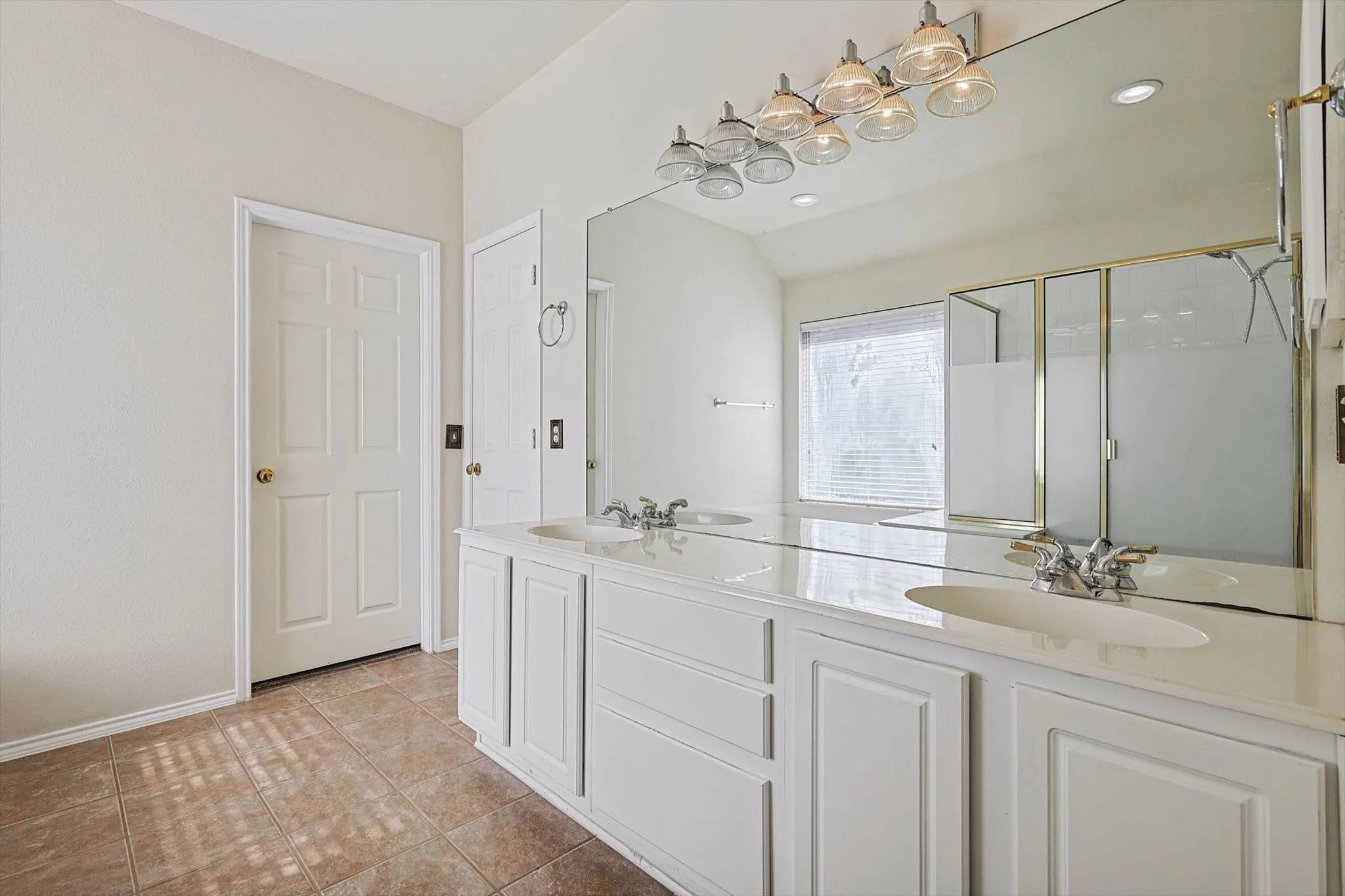 Single Family Residence For Rent in Collin County , 6920 Emerald Coast Drive, Plano, Texas 75074, 4 Bedroom, 3 Bathroom, 2 Garage spaces, 2,564 Sqft, built in 2001, mls#21392001, Real Estate Agent in Plano, Homes For Rent in Collin county, Homes For Rent in Plano, Realtor in Plano Texas, Real Estate Brokerage Independent Realty Texas, Luminita Cordes Realtor