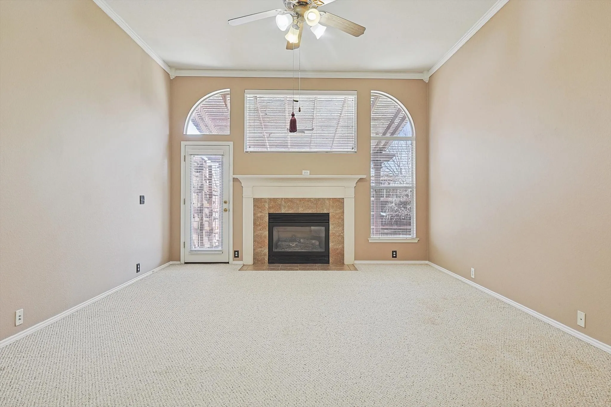 Single Family Residence For Rent in Collin County , 6920 Emerald Coast Drive, Plano, Texas 75074, 4 Bedroom, 3 Bathroom, 2 Garage spaces, 2,564 Sqft, built in 2001, mls#21392001, Real Estate Agent in Plano, Homes For Rent in Collin county, Homes For Rent in Plano, Realtor in Plano Texas, Real Estate Brokerage Independent Realty Texas, Luminita Cordes Realtor