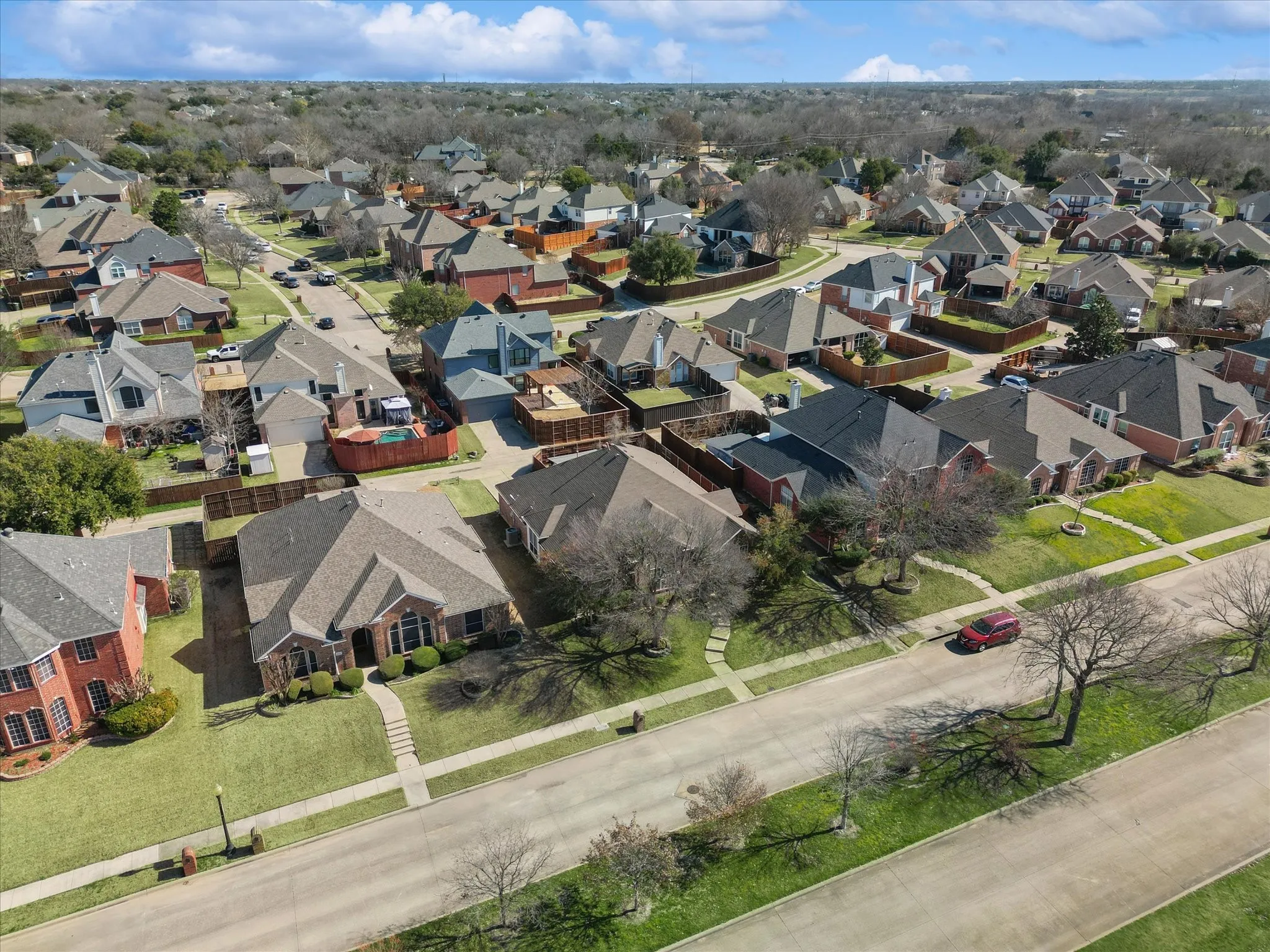 Single Family Residence For Rent in Collin County , 6920 Emerald Coast Drive, Plano, Texas 75074, 4 Bedroom, 3 Bathroom, 2 Garage spaces, 2,564 Sqft, built in 2001, mls#21392001, Real Estate Agent in Plano, Homes For Rent in Collin county, Homes For Rent in Plano, Realtor in Plano Texas, Real Estate Brokerage Independent Realty Texas, Luminita Cordes Realtor