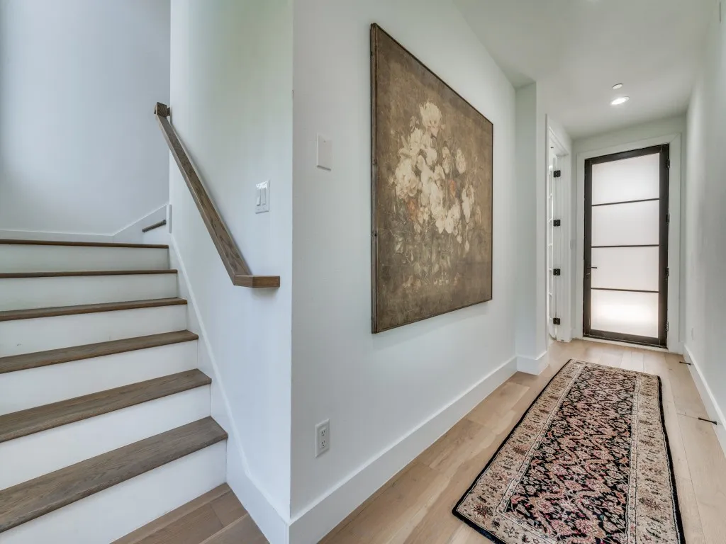 Condominium For Sale in Dallas County , 2315 Kirby Street B, Dallas, Texas 75204, 3 Bedroom, 4 Bathroom, 2 Garage spaces, 2,464 Sqft, built in 2021, mls#21393273, Real Estate Agent in Dallas, Homes For Sale in Dallas county, Homes For Sale in Dallas, Realtor in Dallas Texas, Real Estate Brokerage Independent Realty Texas, Luminita Cordes Realtor